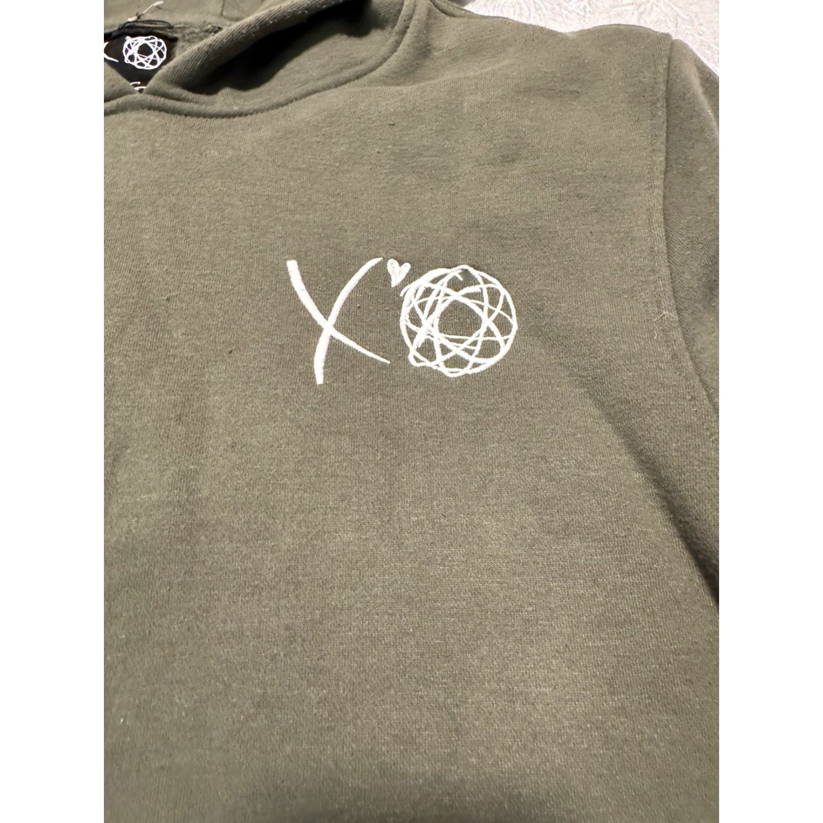 Vintage VINTAGE? (No) The Weeknd XO Legend of the Fall Starboy Pullover Hoody Size Large Olive Green Cotton Logo Hoodie Men Regular Size US L / EU 52-54 / 3 - 7 Thumbnail