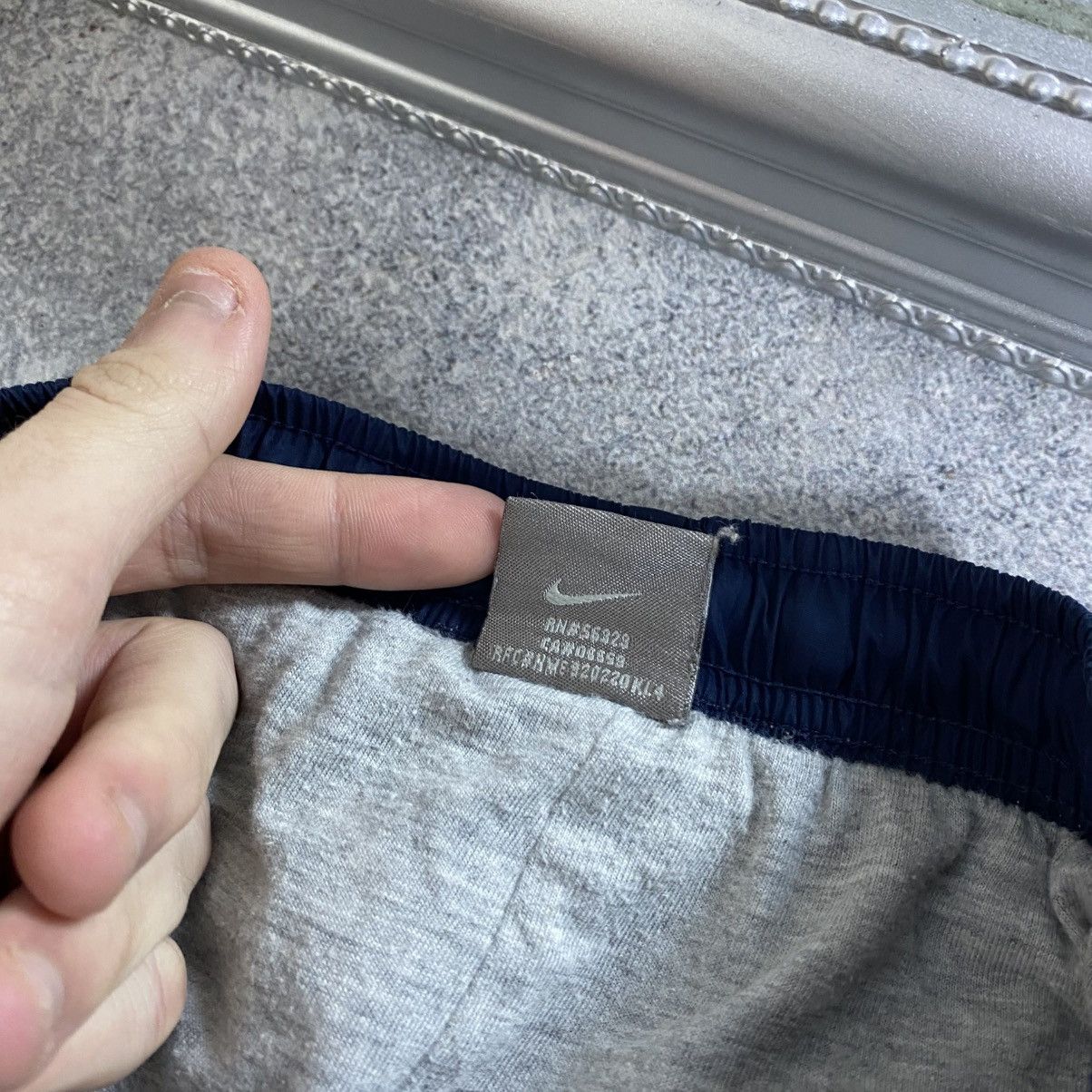 Nike 2000s Nike Track Pants Size US 36 / EU 52 - 6 Thumbnail