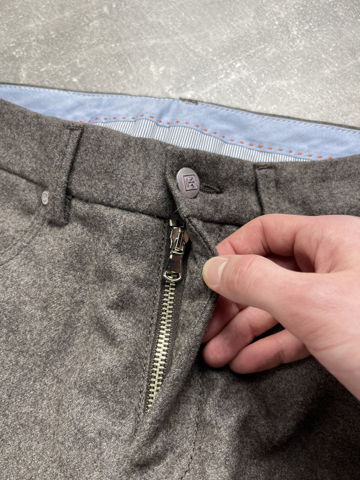 Corneliani Corneliani ID Wool Trousers Made in Italy Gray Size 46 Size US 30 / EU 46 - 11 Thumbnail