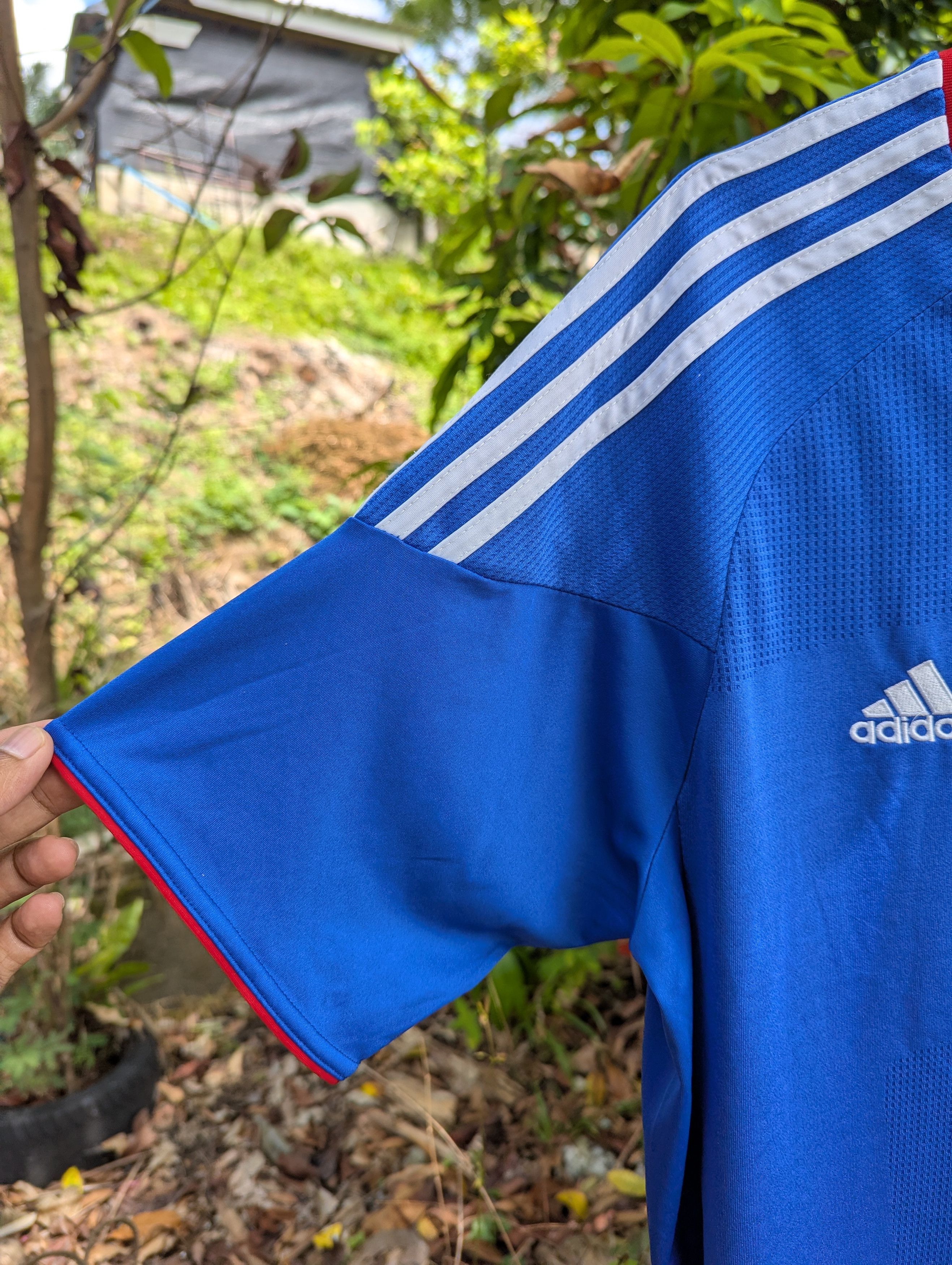Chelsea Soccer Adidas Chelsea 2010/11 Home Football Shirt Jersey Size US L / EU 52-54 / 3 - 4 Thumbnail