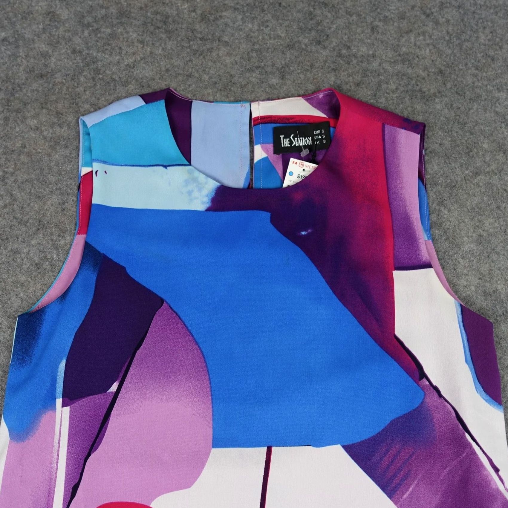 Vintage VINTAGE The Station Dress Womens 8 Blue Geometric Shift Sleeveless Midi Pockets Art VTG Size M / US 6-8 / IT 42-44 - 2 Thumbnail