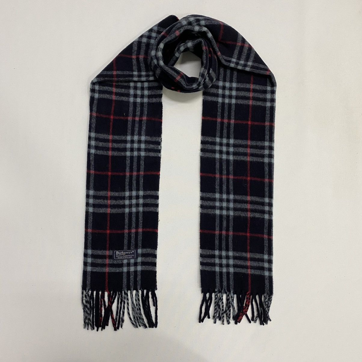 Burberry BURBERRYS SCARF MUFFLER BUR0048 Size ONE SIZE - 1 Thumbnail