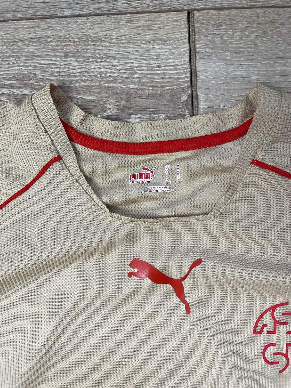 Puma Switzerland Third football shirt 2006 - 2008 Puma jersey Size US M / EU 48-50 / 2 - 2 Thumbnail