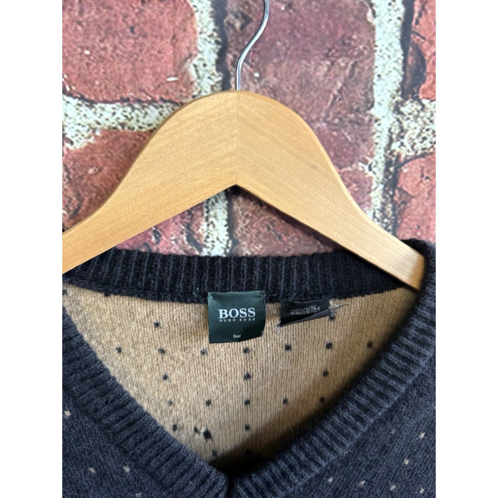 Hugo Boss HUGO BOSS Golf Mens Black V-neck Pullover Sweatshirt Knit Shirt M Black Men Pullover Knit Golf Sweatshirt M Size US M / EU 48-50 / 2 - 3 Thumbnail