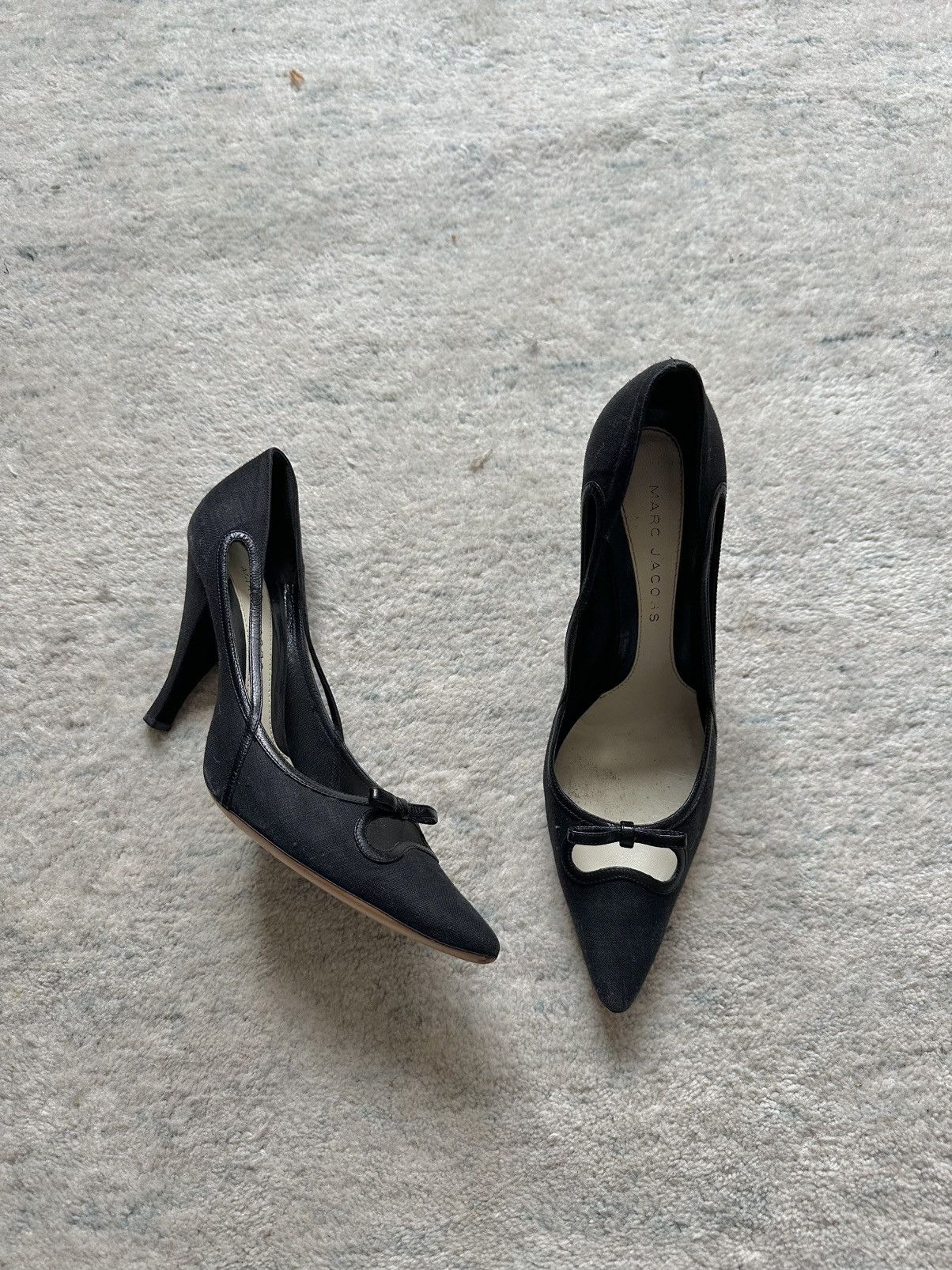 Marc Jacobs Vintage 90s Marc Jacobs Heels Cut Out Black Pump Bow Size US 9 / IT 39 - 1 Thumbnail
