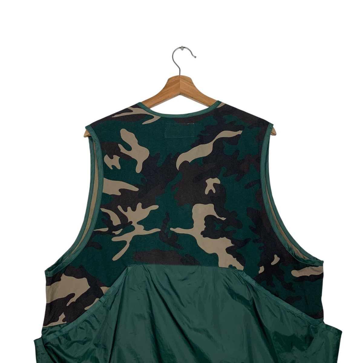 Vintage 90's GAME WINNER Sportswear Camo Hunting Vest #2443-C109 Size US L / EU 52-54 / 3 - 8 Thumbnail