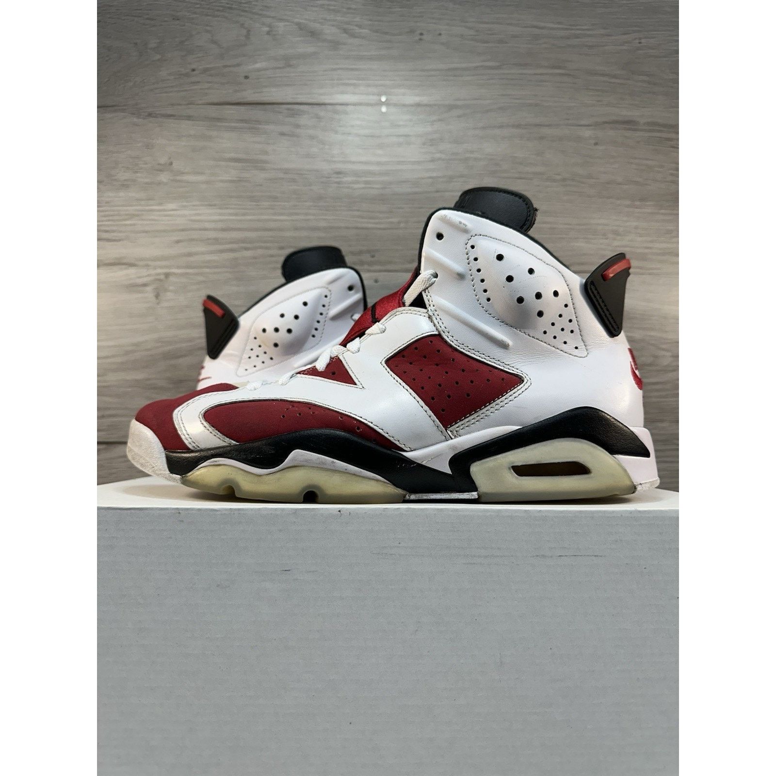 Jordan Brand Jordan 6 Retro OG Carmine - Size 10 Size US 10 / EU 43 - 1 Thumbnail