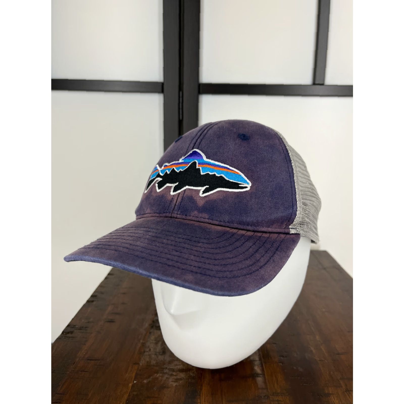 Patagonia Patagonia Hat Cap Snap Back Adult One Size Blue Twill Trucker Embroidered Trout Sports Fish Casual Men Hats Size ONE SIZE - 4 Thumbnail