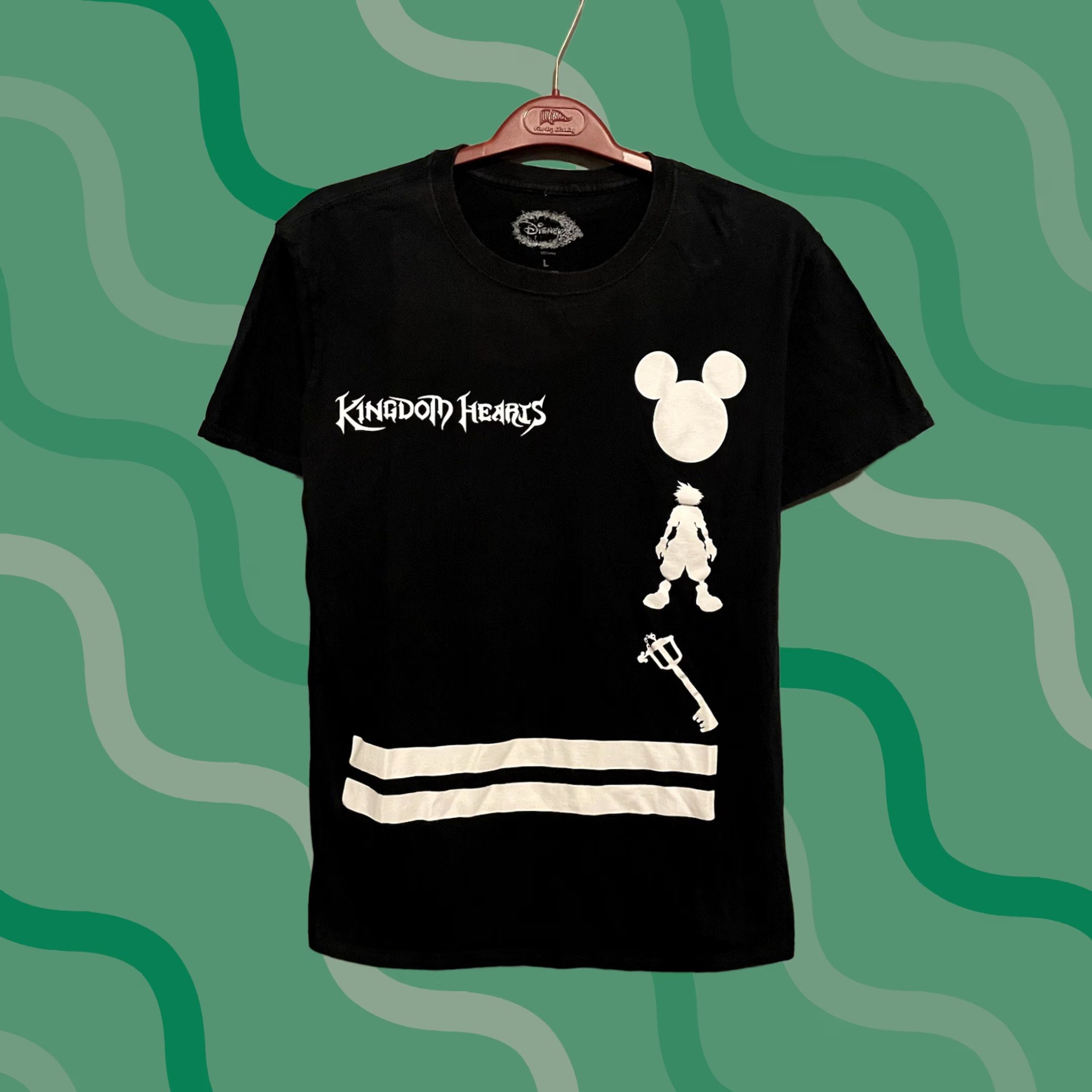 Disney Disney KINGDOM HEARTS Black Official Licensed T-Shirt Tee L Men Mens Size L Size US L / EU 52-54 / 3 - 1 Thumbnail