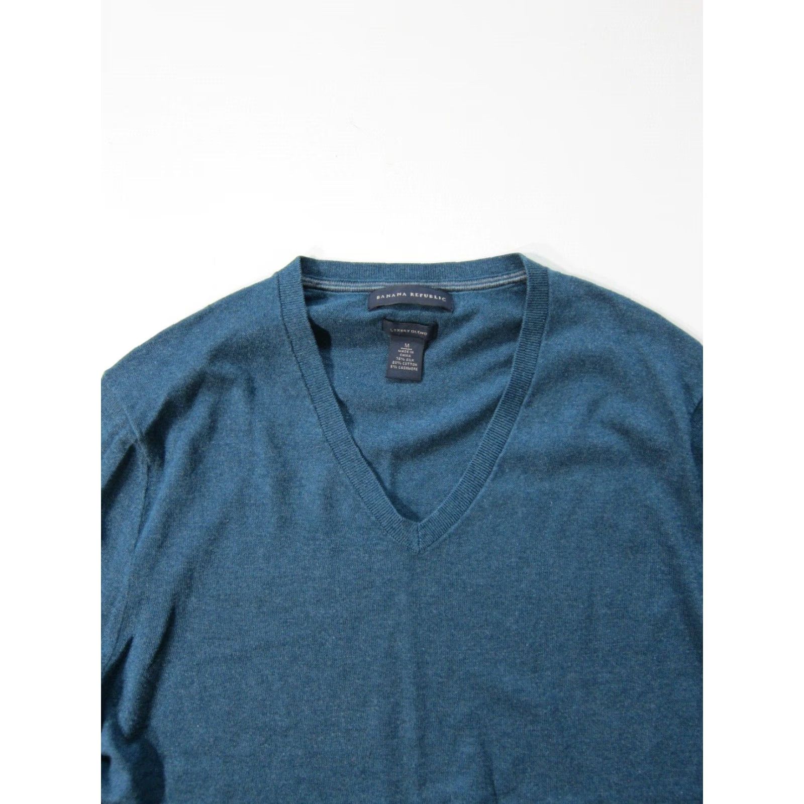Banana Republic Banana Republic Green Silk Cashmere Luxury Blend V-Neck Sweater Men Size Medium Size US M / EU 48-50 / 2 - 7 Thumbnail