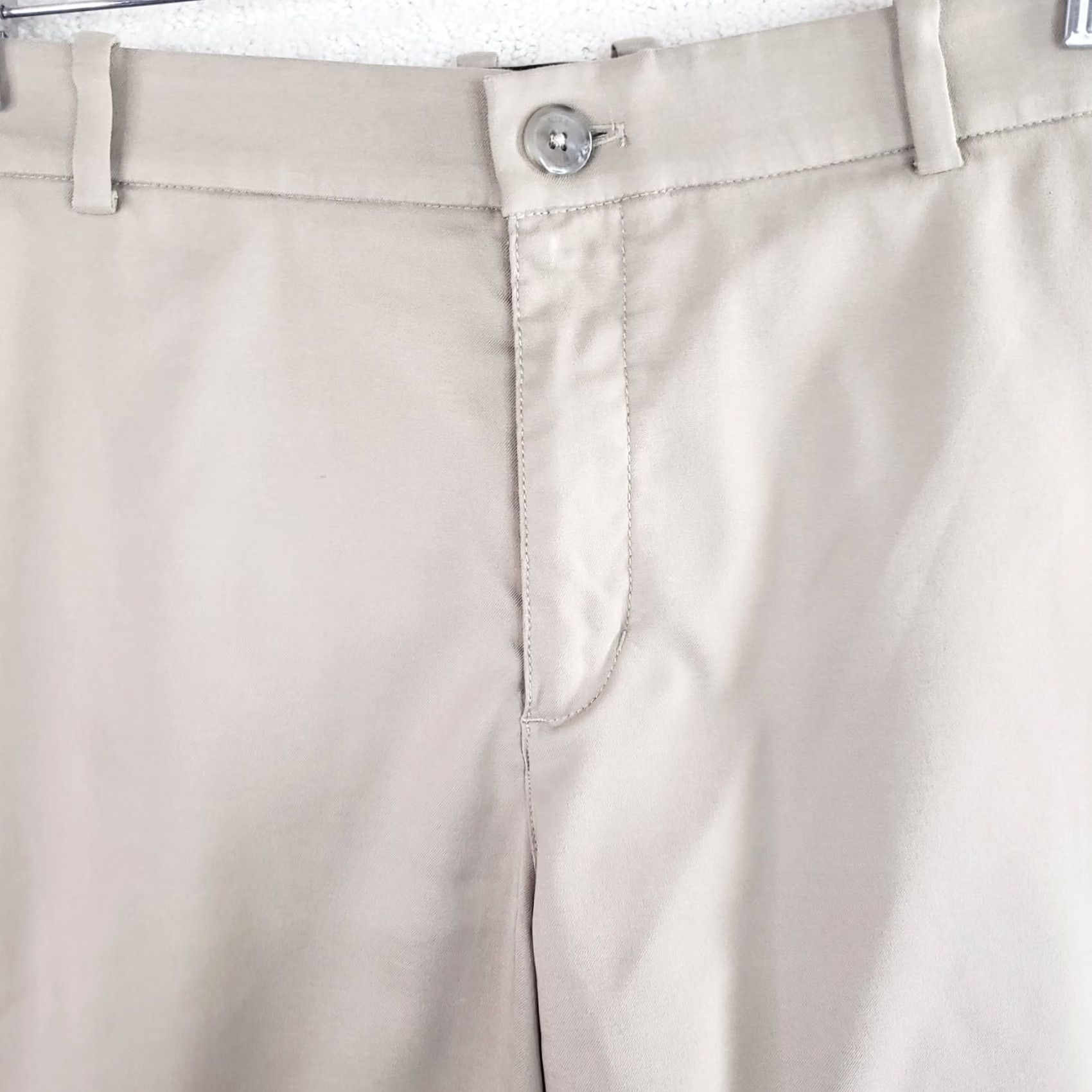 Nike Nike Dri-fit Shorts Mens 36x10 Khaki Tan Golf Performance Stretch Standard Fit Size US 36 / EU 52 - 3 Thumbnail