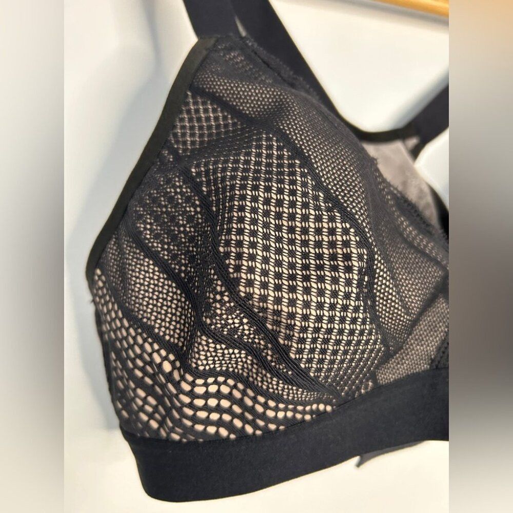Lululemon Lululemon Awake to Lace Bra 34/B Size ONE SIZE - 5 Thumbnail