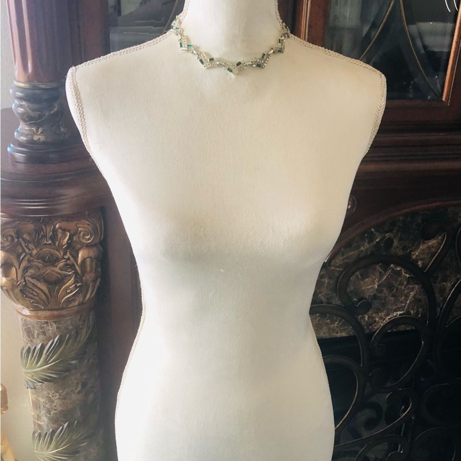 Vintage Vintage mid century emerald baguette rhinestone necklace Size ONE SIZE - 6 Thumbnail