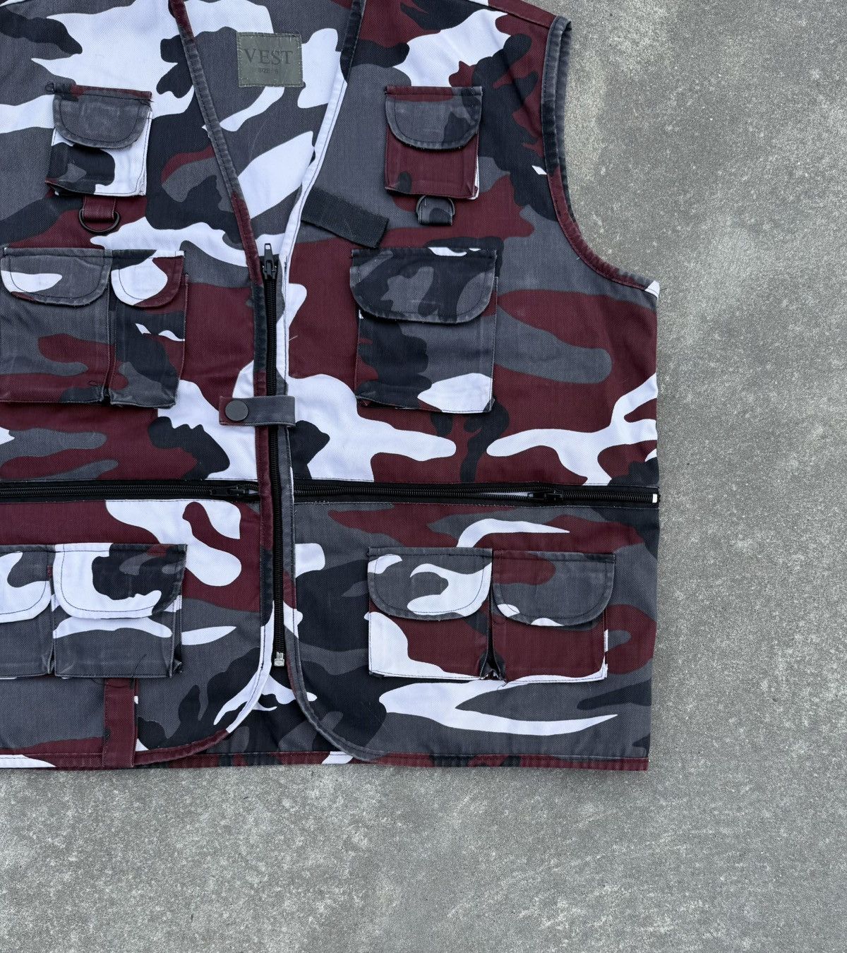 Vintage Vintage military y2k streetwear rare avantgarde track vest Size US M / EU 48-50 / 2 - 4 Thumbnail