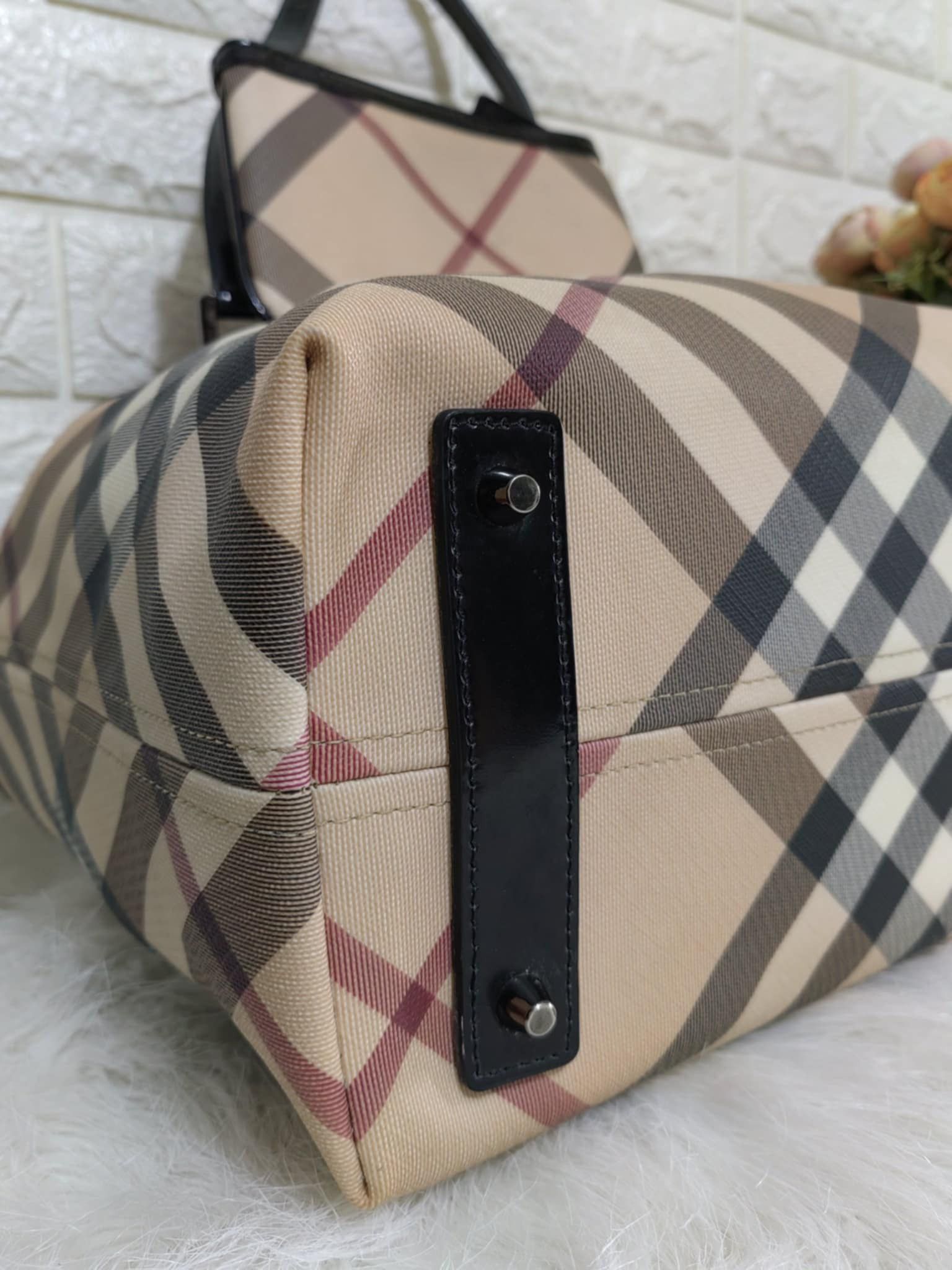 Burberry BURBERRY SUPERNOVA CHECK NICKIE TOTE BAG. Size ONE SIZE - 12 Thumbnail