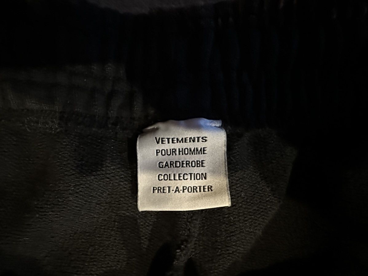 Vetements Vetements super baggy sweatpants Size US 32 / EU 48 - 7 Thumbnail