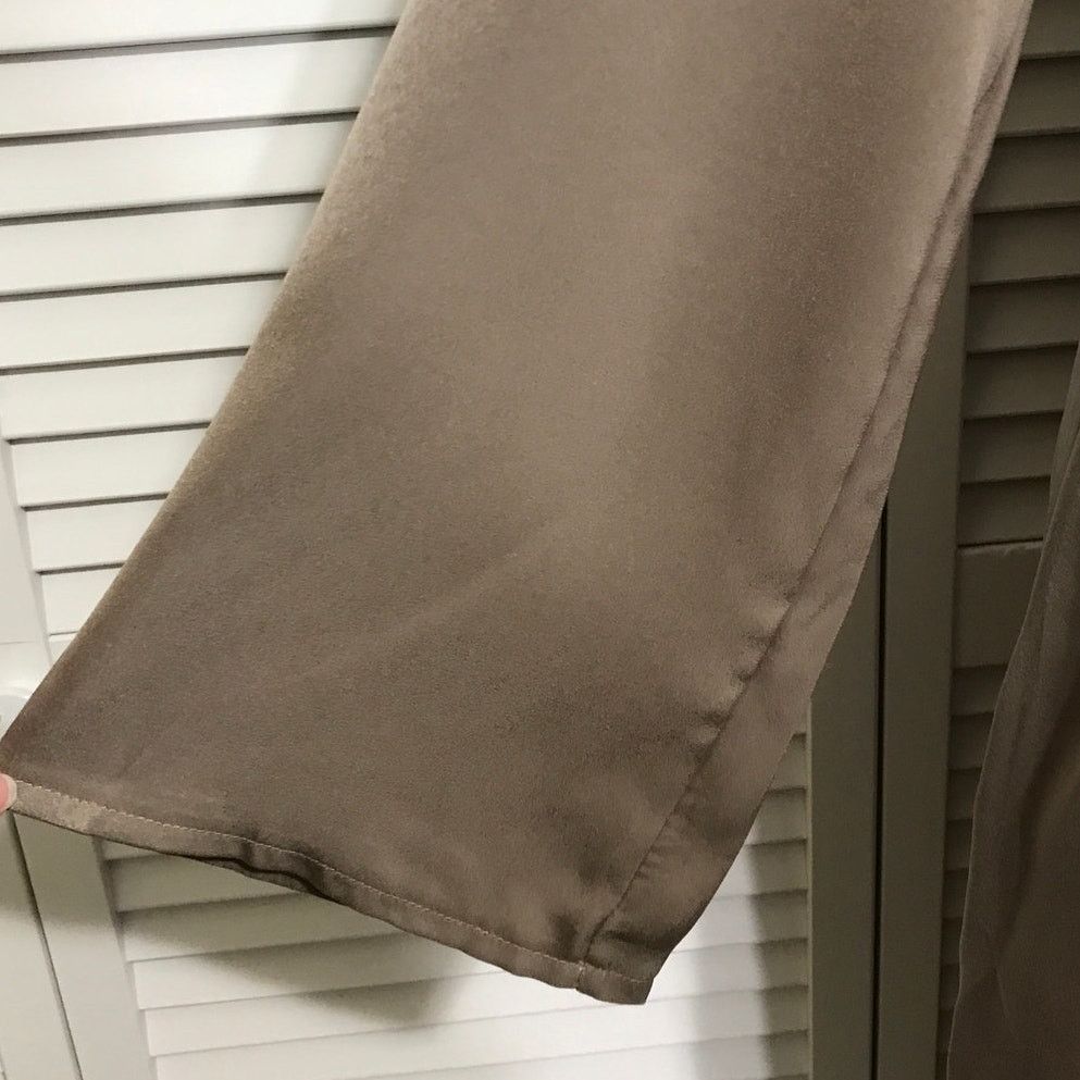 Other Elegant Taupe Metallic Silky V-neck Dress A-line Maxi M Size M / US 6-8 / IT 42-44 - 4 Thumbnail