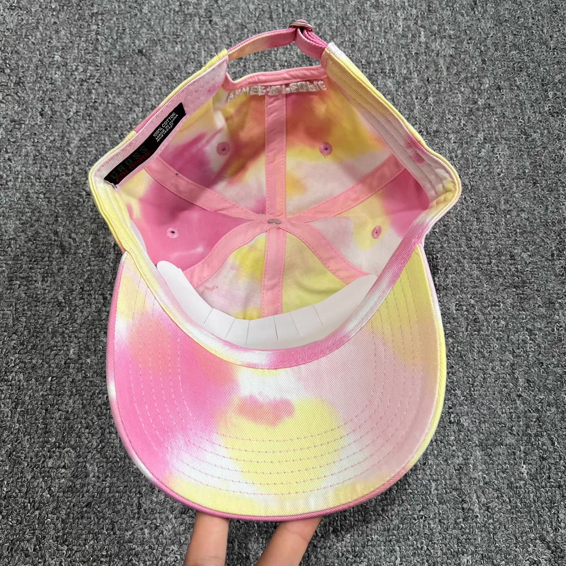 Cross Colours Cross Colours embroidered curved brim baseball cap Q7 Size ONE SIZE - 9 Thumbnail