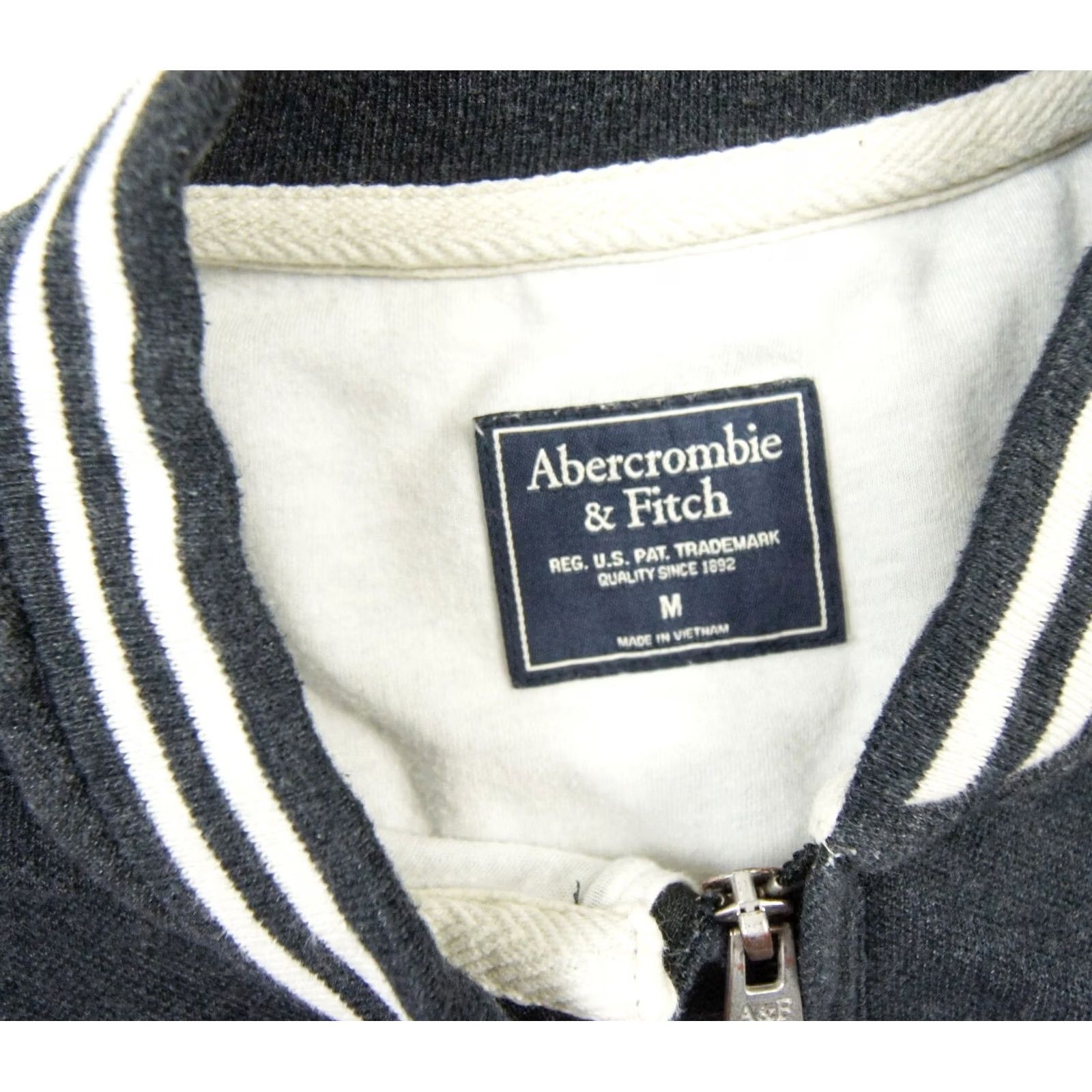 Abercrombie & Fitch Abercrombie & Fitch Bomber Jacket Mens Medium Gray Full Zip Adult Outdoors Size US M / EU 48-50 / 2 - 5 Thumbnail