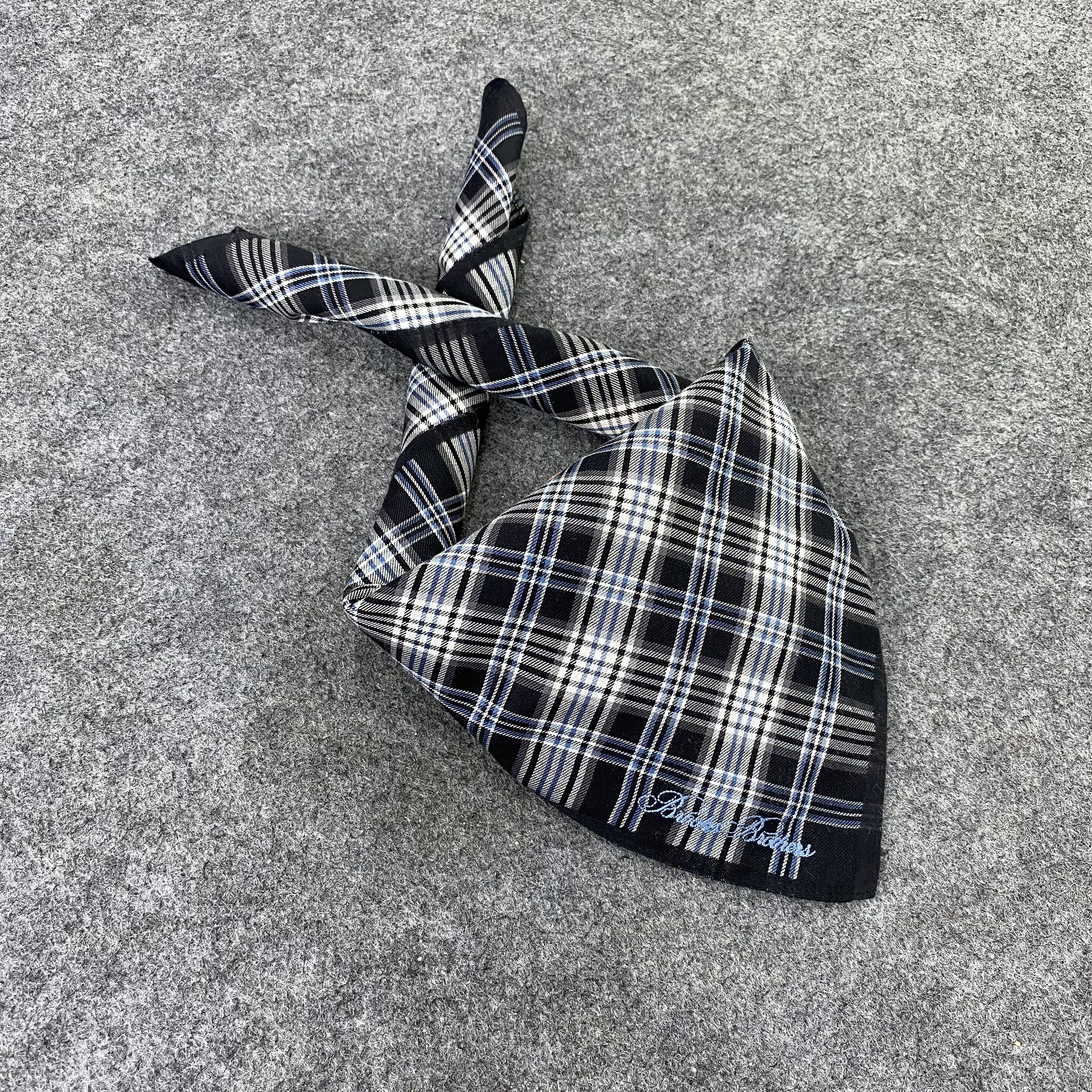 Brooks Brothers Brooks Brothers Handkerchief / Neckerchief / Bandana - B468 Size ONE SIZE - 1 Thumbnail