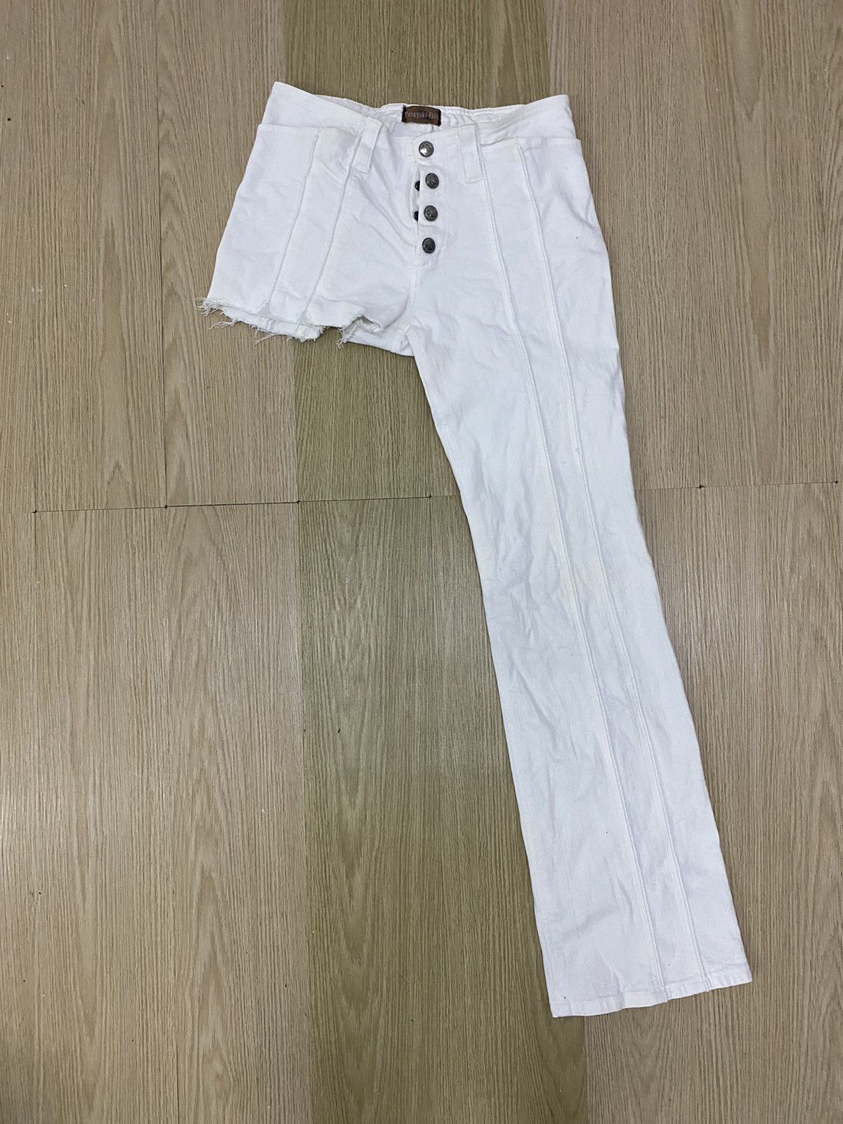 Yasuyuki Ishii Yasuyuki ishii white flare jeans Size 29" - 1 Thumbnail