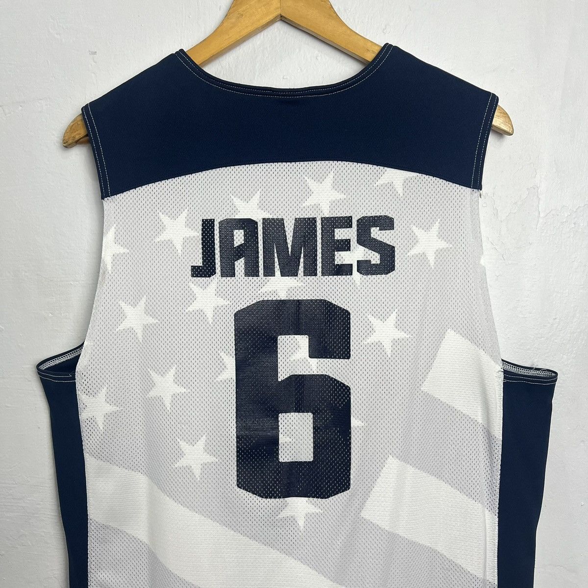 Nike Nike 2012 Lebron James #6 USA Team Olympics Jersey Size US XL / EU 56 / 4 - 14 Thumbnail