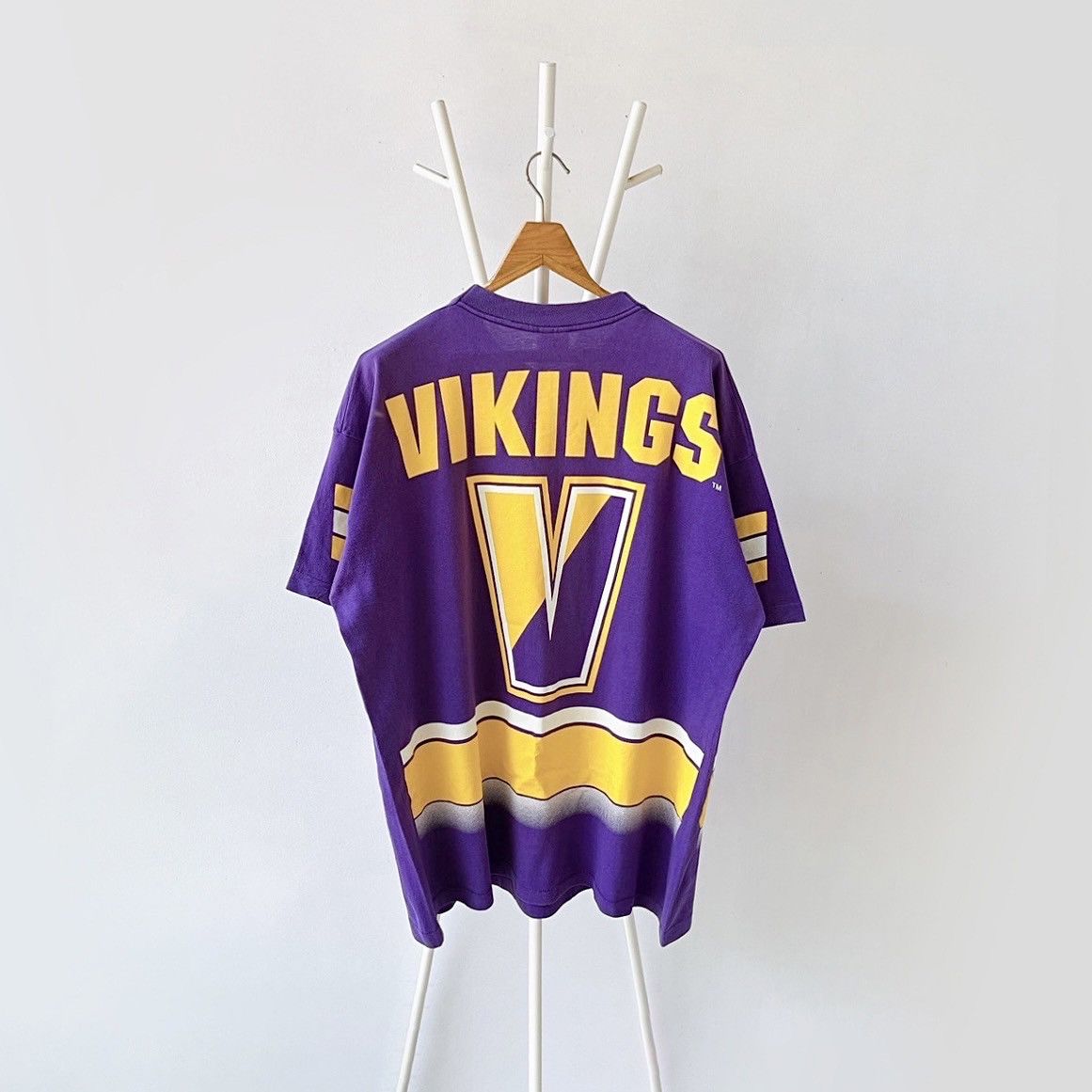 Salem Sportswear × Vintage 90s Minnesota Vikings NFL t-shirt/ XL Size US XL / EU 56 / 4 - 7 Thumbnail