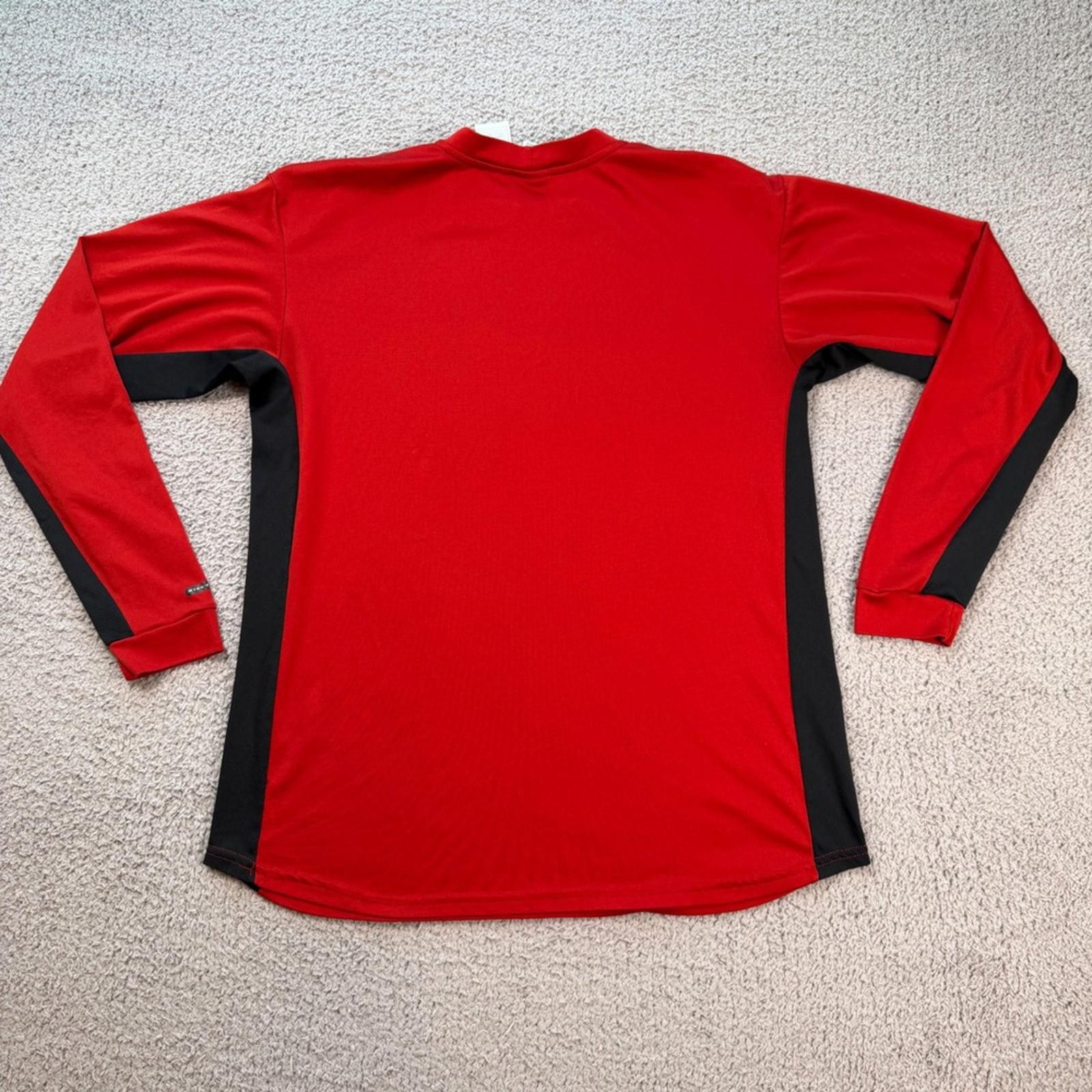 Nike Vintage Nike ACG Long Sleeve Shirt Red Black Mens Large 90s Size US L / EU 52-54 / 3 - 2 Thumbnail