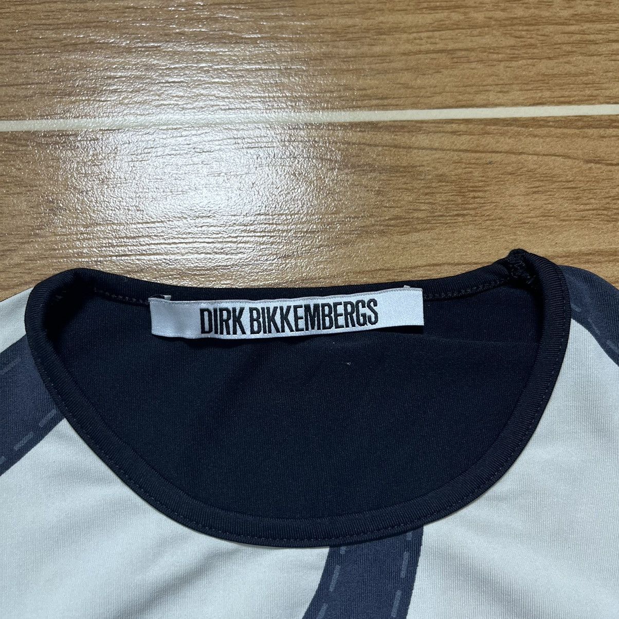 Dirk Bikkembergs Dirk Bikkembergs Long Sleeve Tops Size S / US 4 / IT 40 - 6 Thumbnail