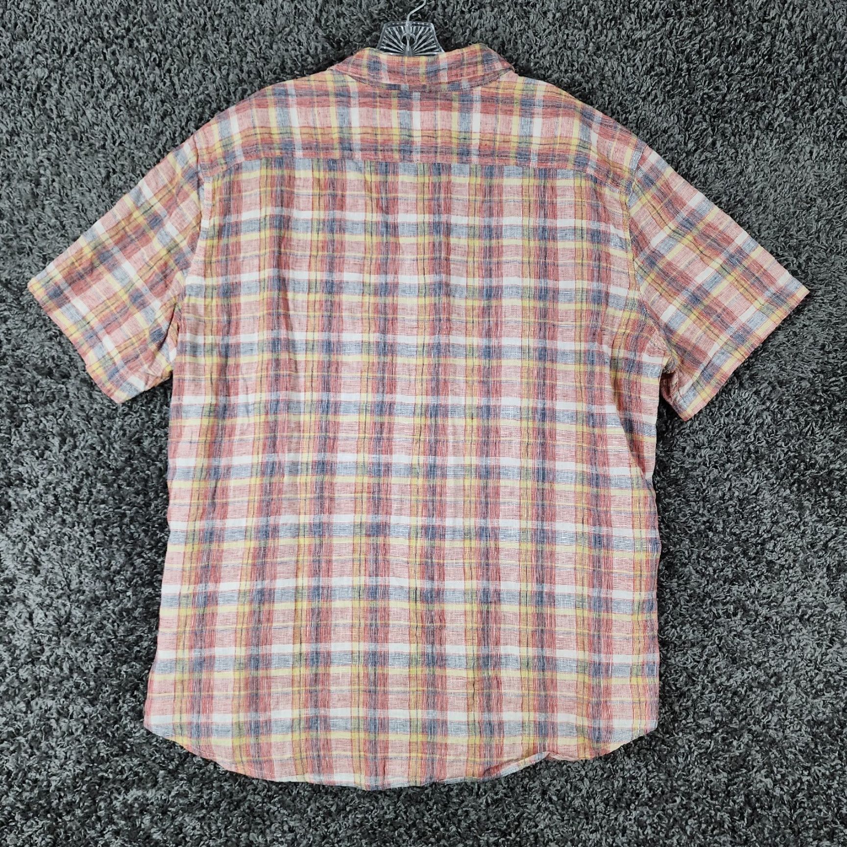 Levi's VINTAGE Levi's Shirt Men Short Sleeve Button-Up Plaid Red XL Adult Men Size XL Size US 36 / EU 52 - 7 Thumbnail
