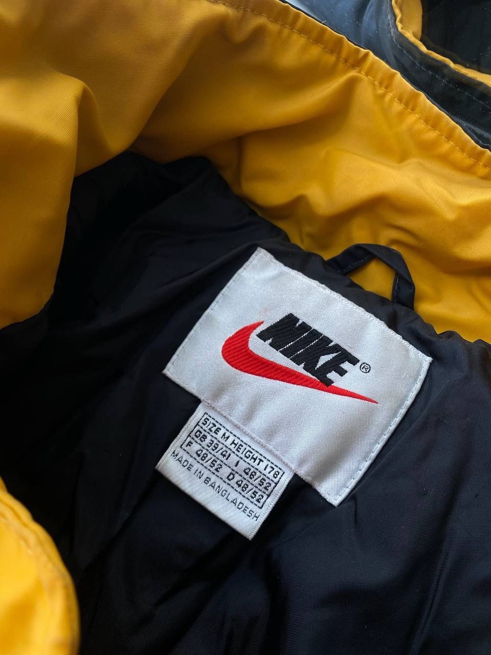 Nike Vintage Nike Spellout Black Down Black Puffer Jacket M Size US M / EU 48-50 / 2 - 7 Thumbnail