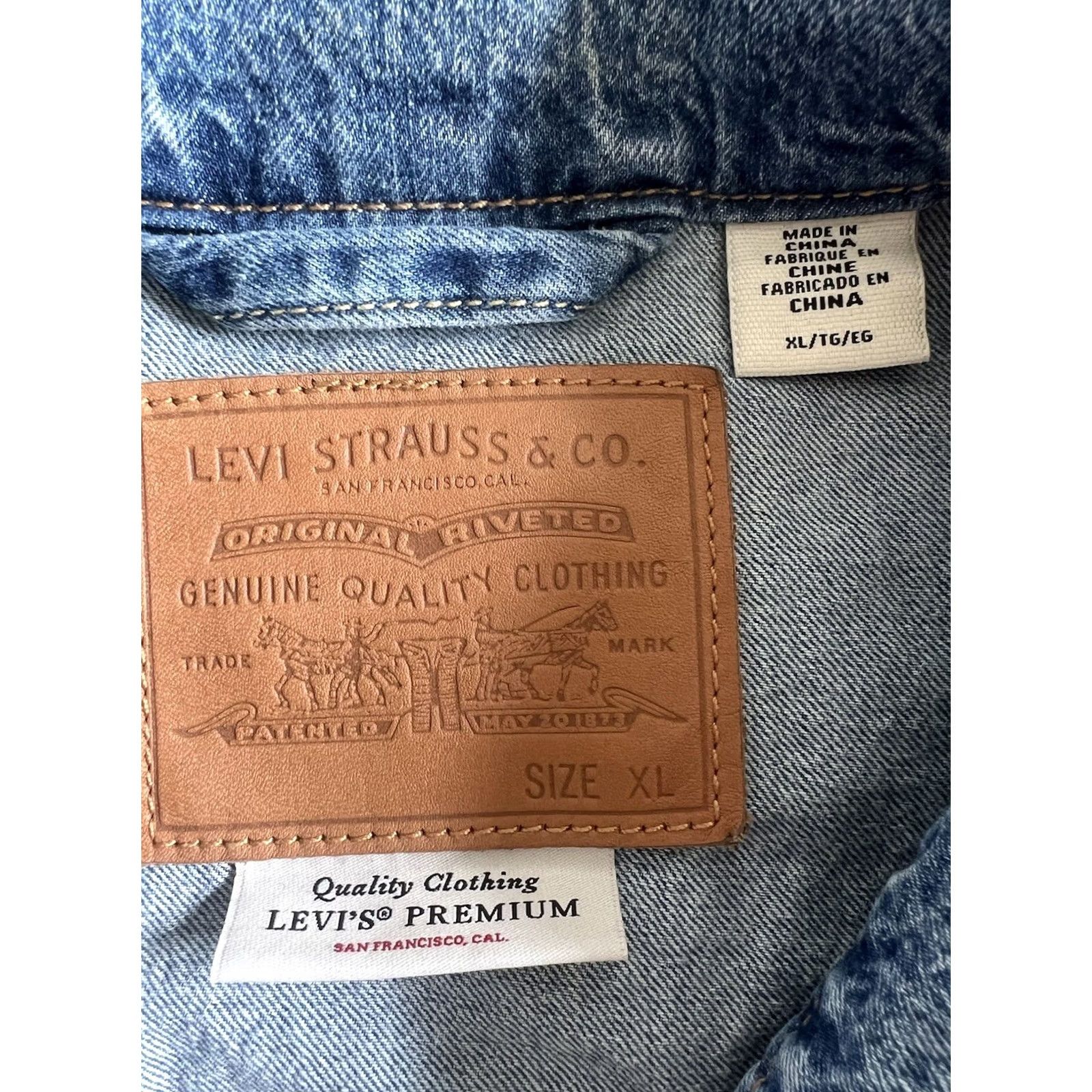 Levi's Levi’s Type 2 Jacket XL Trucker Regular Mens Blue Denim 58in Chest 58 in Oversized 2019 Premium BNWOT Size US XL / EU 56 / 4 - 4 Thumbnail
