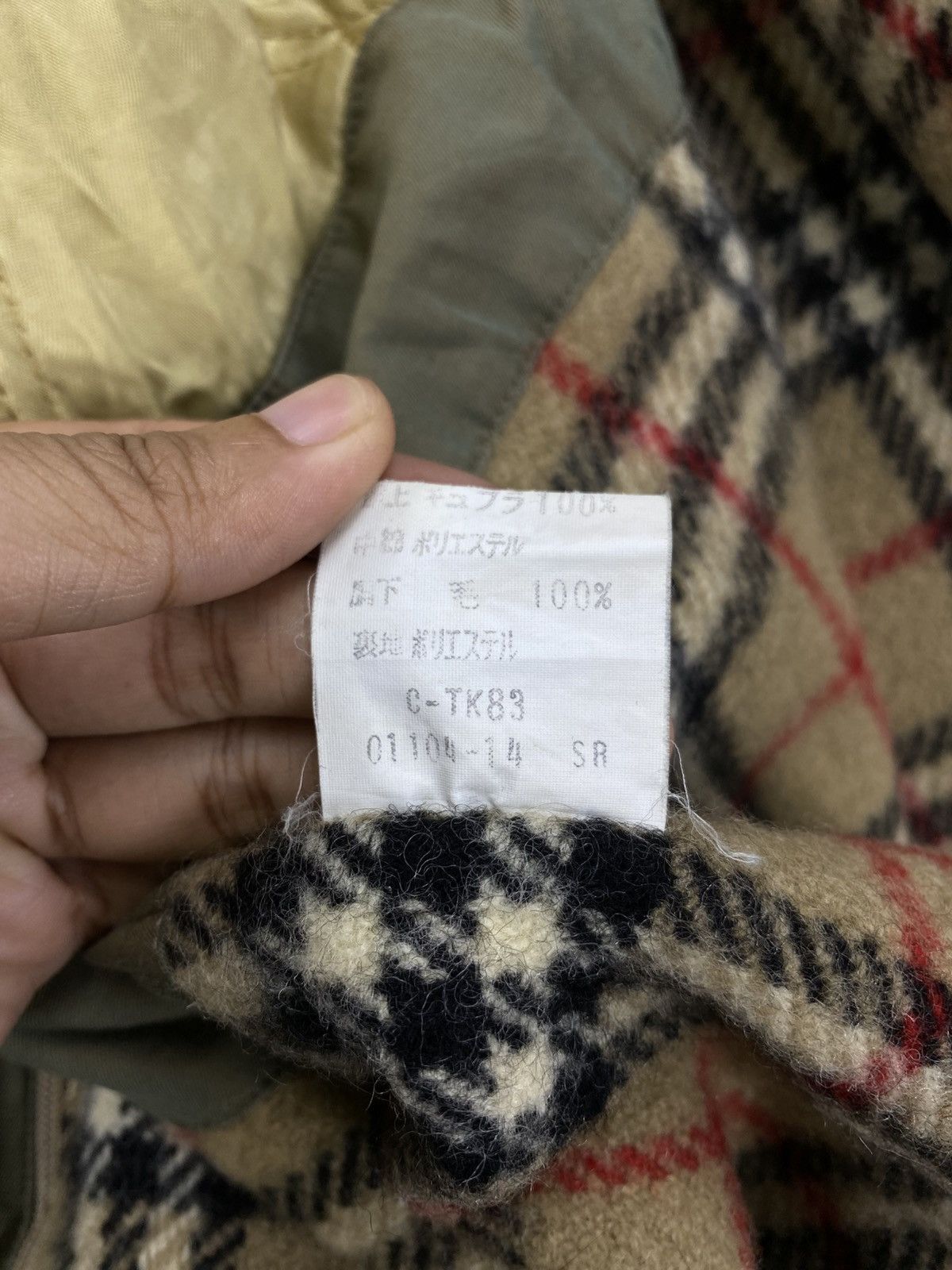 Burberry Vintage Burberry Button Checked Long Jacket Size US L / EU 52-54 / 3 - 10 Thumbnail