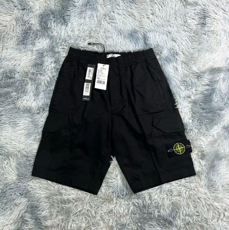 Stone Island Stone Island Men's Black Cargo Shorts 0089 Size US 34 / EU 50 - 1 Thumbnail