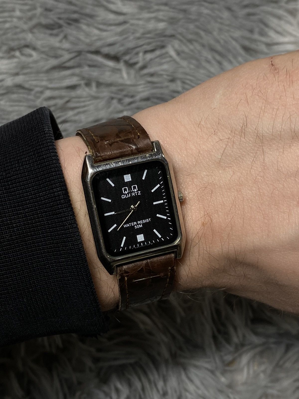 Japanese Brand Classic Brown Leather Quartz Watch | Japanese Brand Size ONE SIZE - 10 Thumbnail