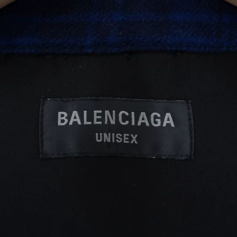 Balenciaga Balenciaga Balenciaga Plaid Embroidered Frayed Jacket Shir Size US M / EU 48-50 / 2 - 3 Thumbnail