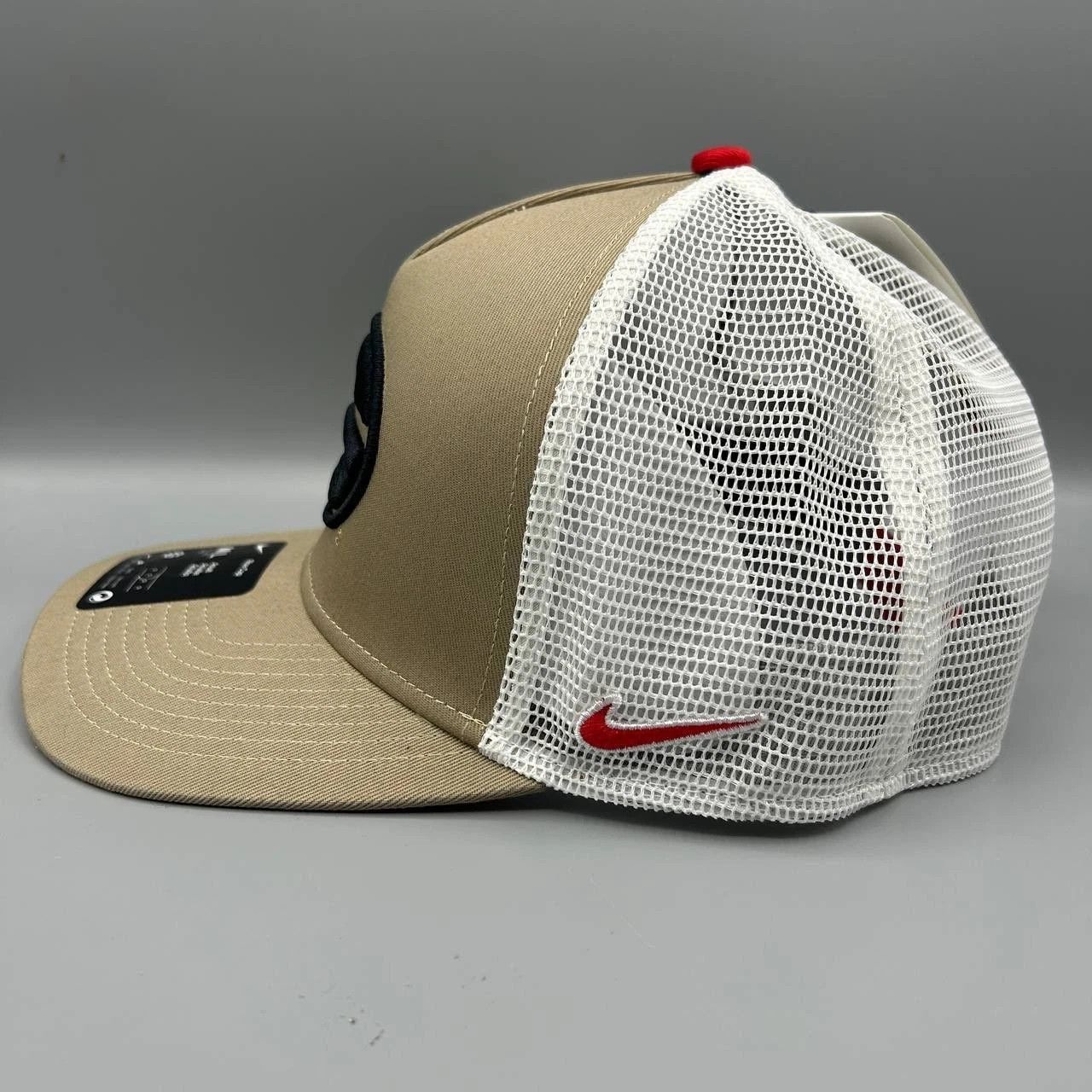 Nike Georgia Bulldogs x Nike Rise Trucker Hat Men M-L Snap Back Size ONE SIZE - 5 Thumbnail