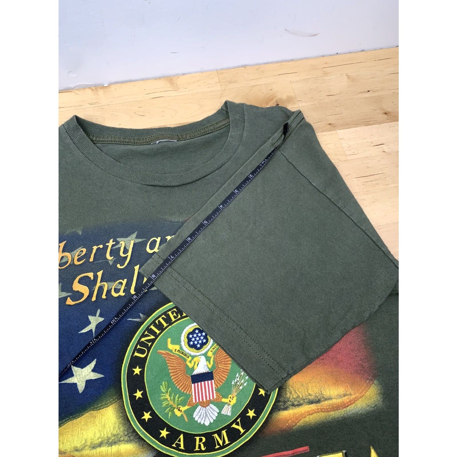 Vintage VINTAGE United States Army Graphic T Shirt Mens S Green Crew Neck Short Sleeve #8041 Size US S / EU 44-46 / 1 - 7 Thumbnail