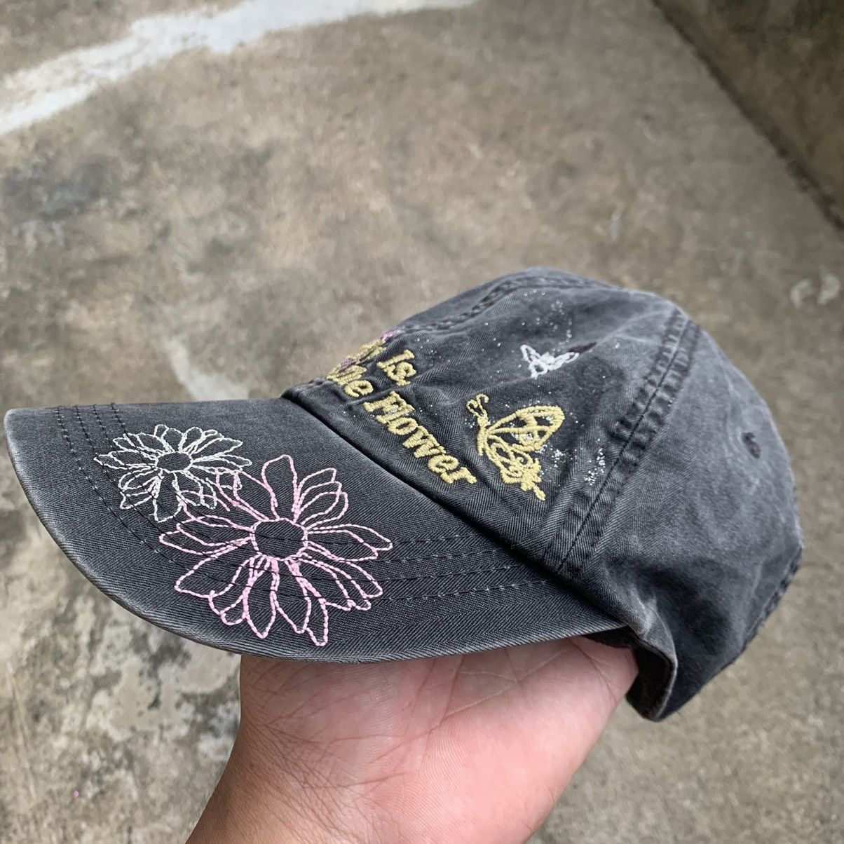 If Six Was Nine × Japanese Brand Faded Butterfly Studded Italy Y2K Style Size ONE SIZE - 2 Thumbnail