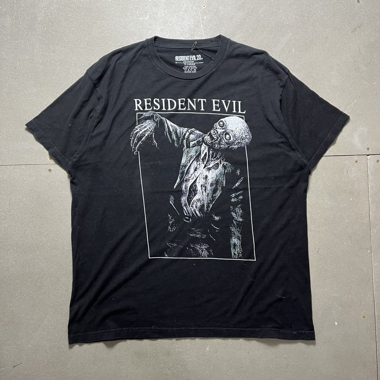 Japanese Brand Resident Evil T-shirt Size US XL / EU 56 / 4 - 1 Thumbnail