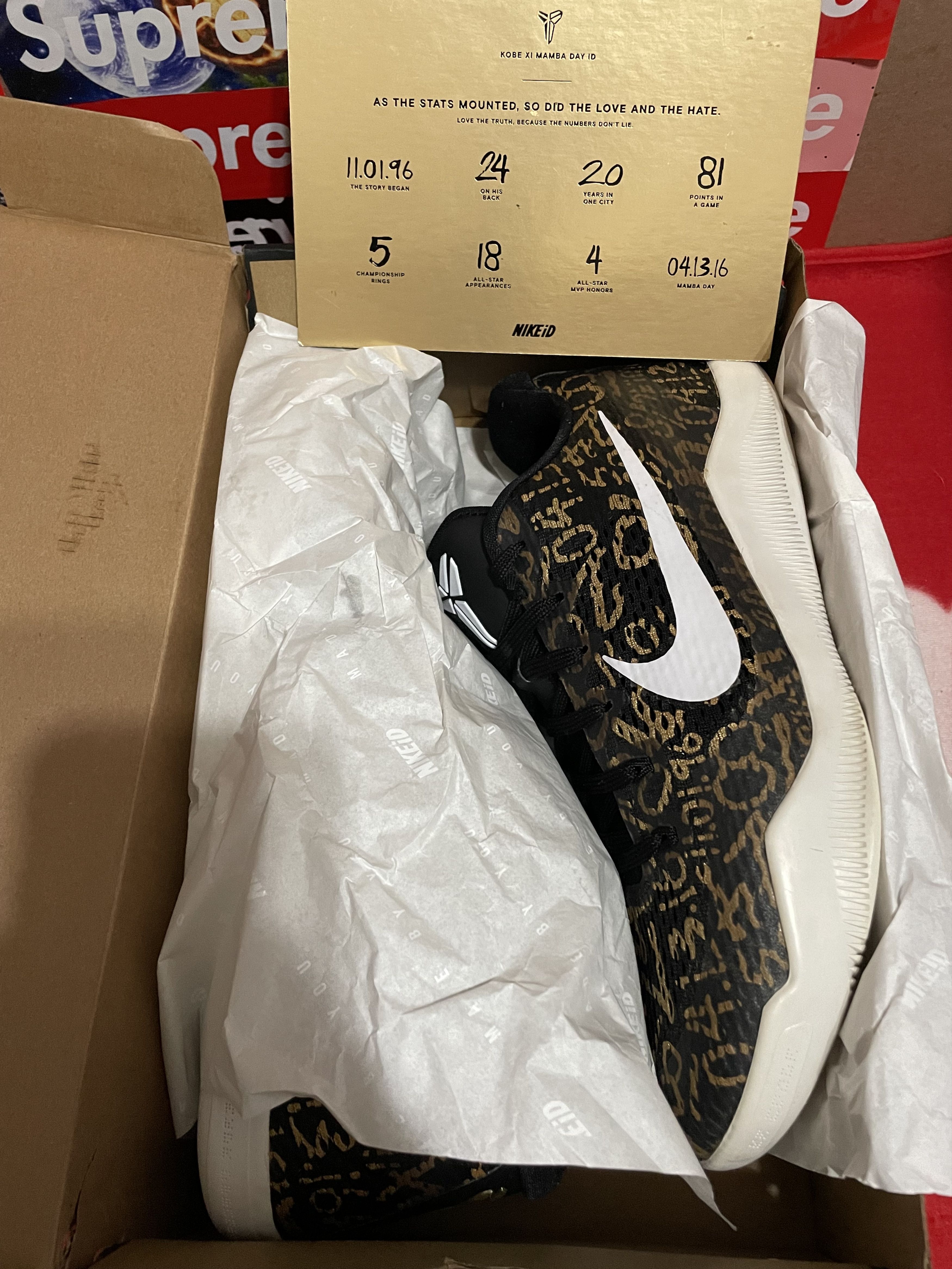 Nike Nike Kobe 11 ID “Mamba Day” nikeID 865773-992 size 12 VNDS Size US 12 / EU 45 - 11 Thumbnail