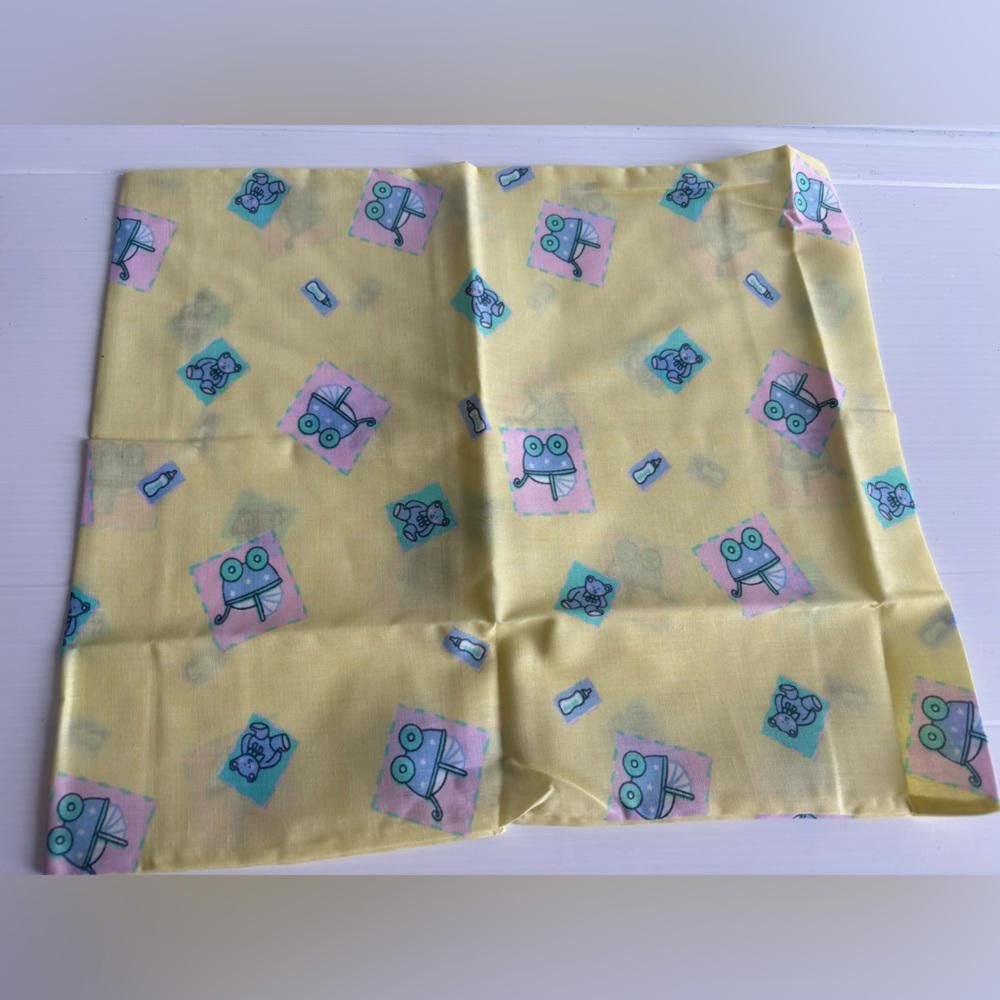 Designer Vintage 90s Baby’s yellow Pillowcase by Emval Creations Size ONE SIZE - 3 Thumbnail
