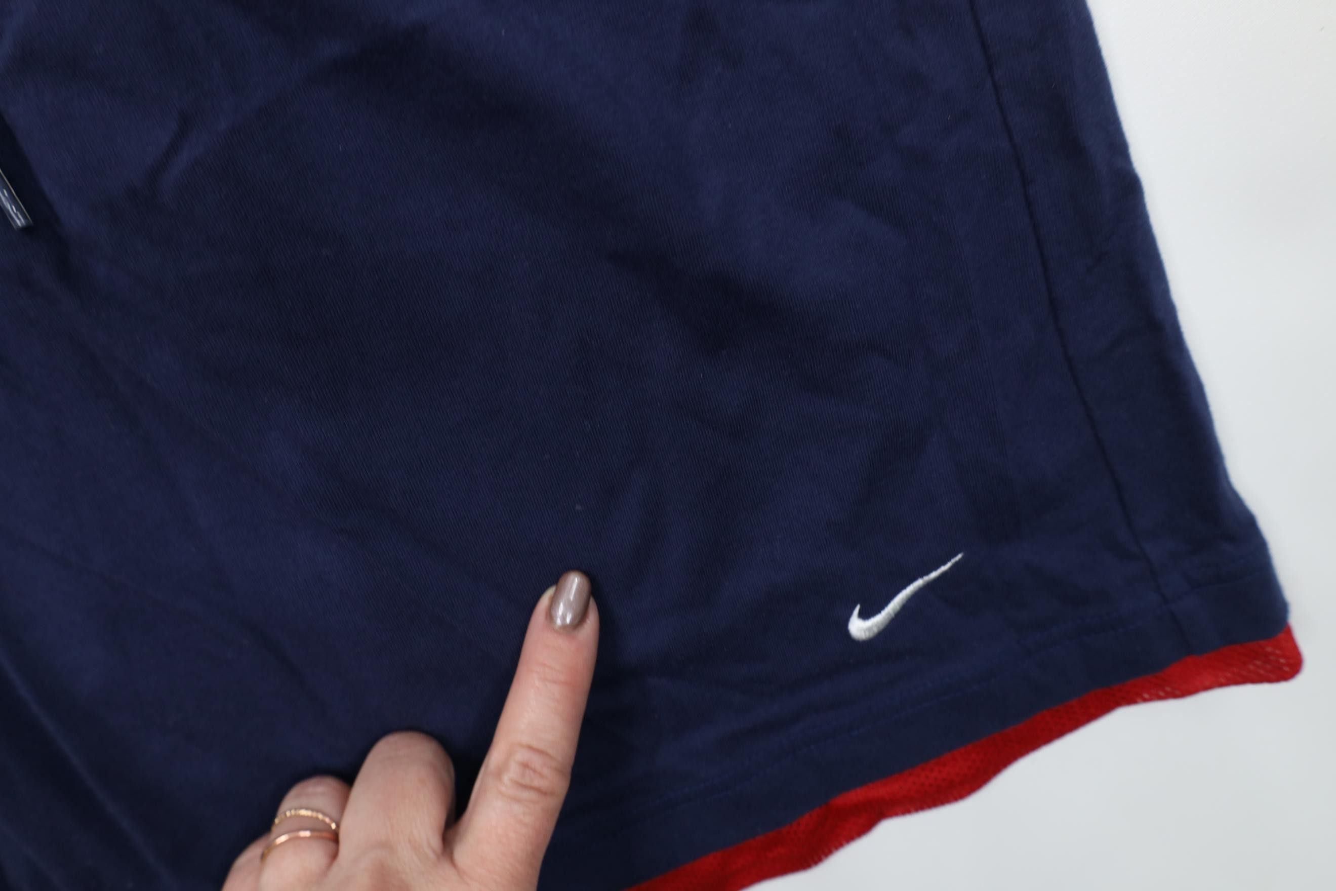 Nike Vintage 90s Y2K Nike NBA Pistons Basketball Shorts Blue Size US 30 / EU 46 - 7 Thumbnail