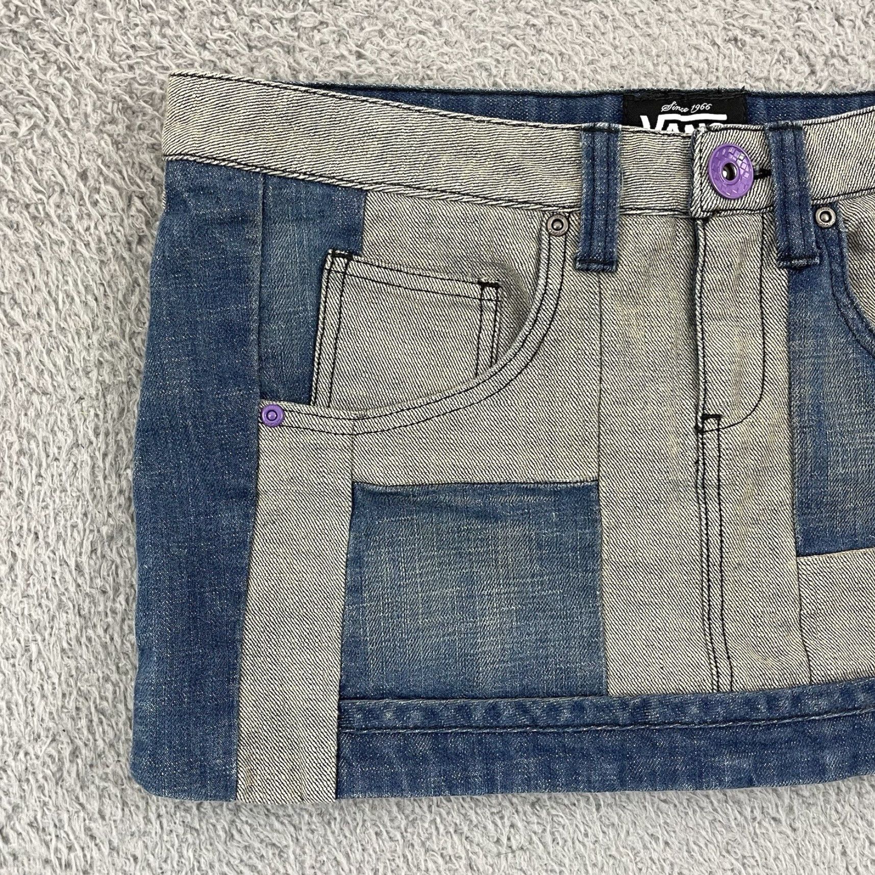 Vans Vans Denim Skirt Womens 7 Colorblock Patched Skate Stretch Mini Button Pocket Size 28" / US 6 / IT 42 - 2 Thumbnail