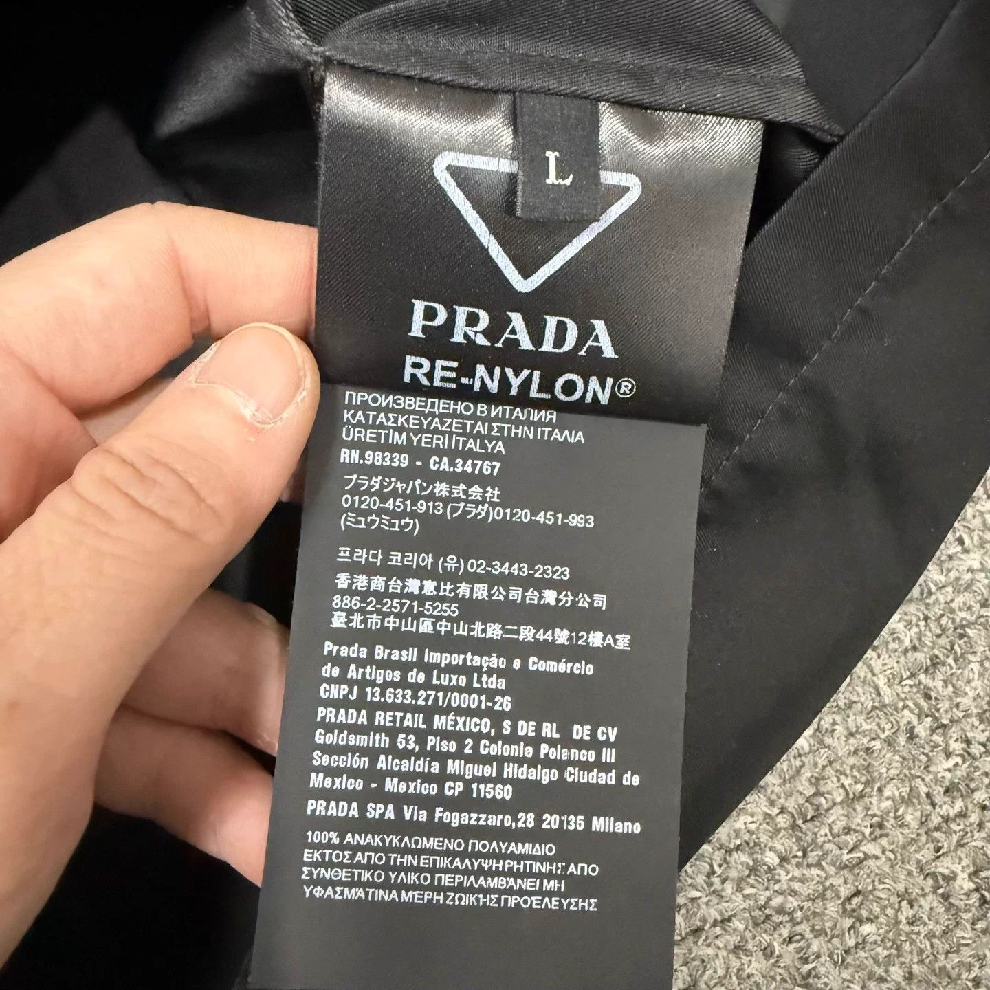 Prada Prada 25 New Recycled Nylon Black Logo L Jacket 99 Size US L / EU 52-54 / 3 - 4 Thumbnail