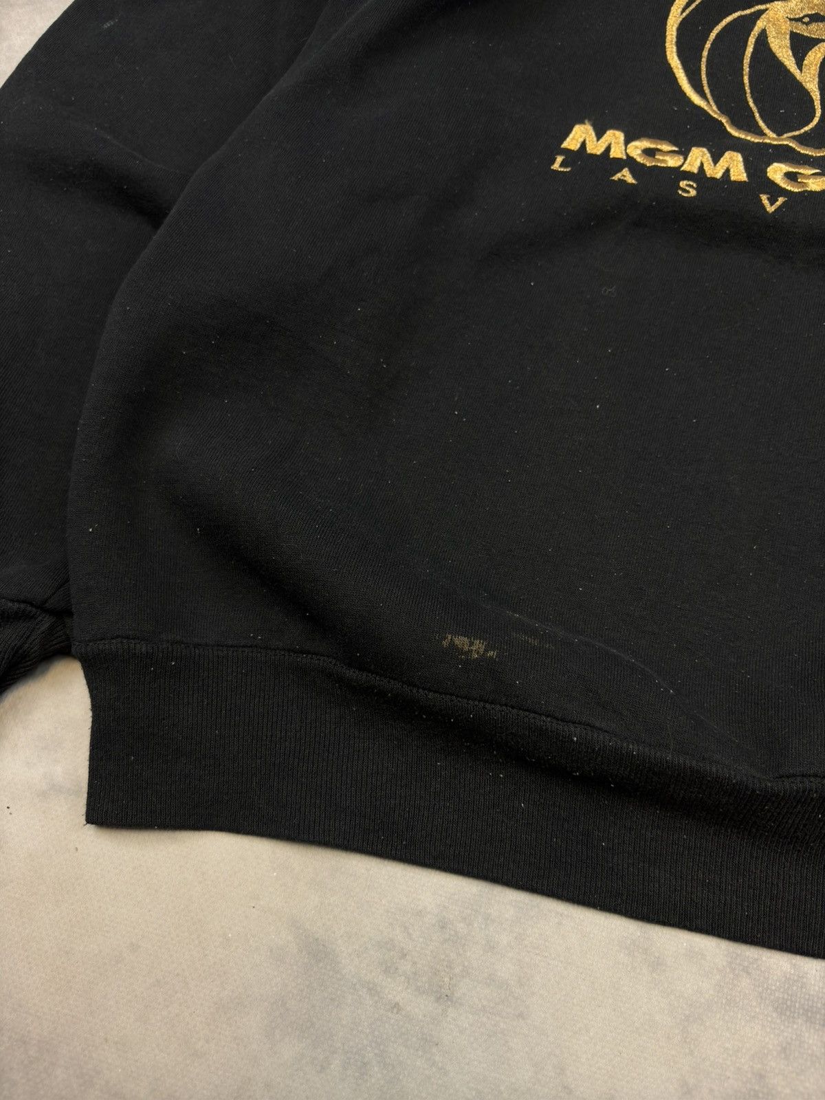 Other Vintage MGM Grand 1993 Big Logo Las Vegas Crewneck 90s Rare Size US L / EU 52-54 / 3 - 5 Thumbnail