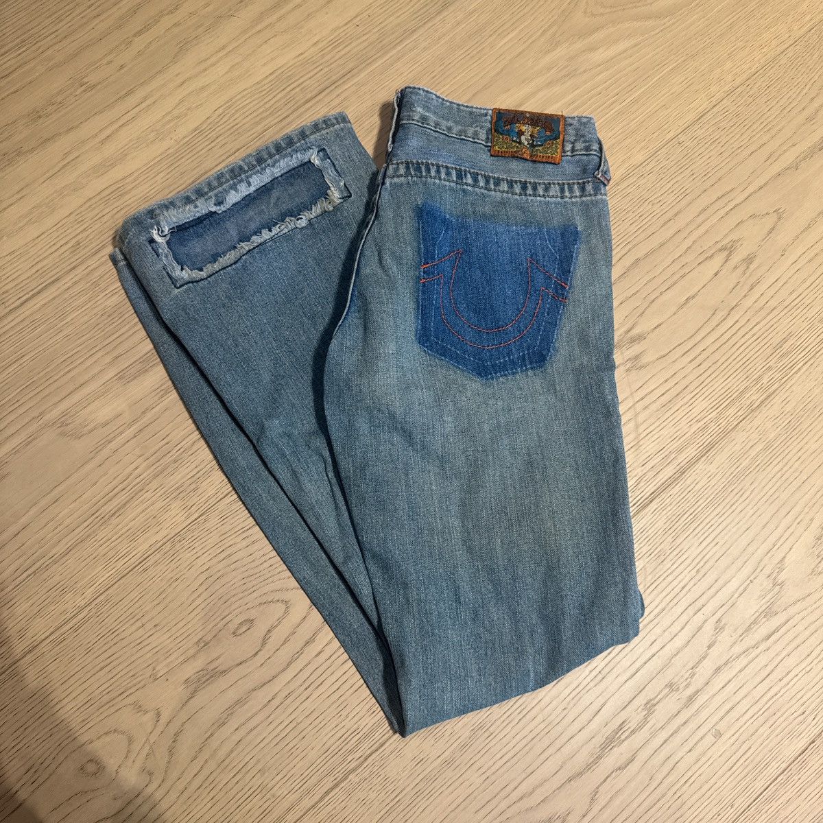 True Religion Rare True Religion Patchwork Sashiko Flare Low-Rise Jeans Size 29" - 4 Thumbnail