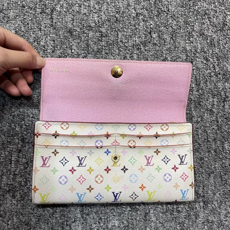 Louis Vuitton Louis Vuitton White classic logo Doudou wallet handbag Size ONE SIZE - 4 Thumbnail