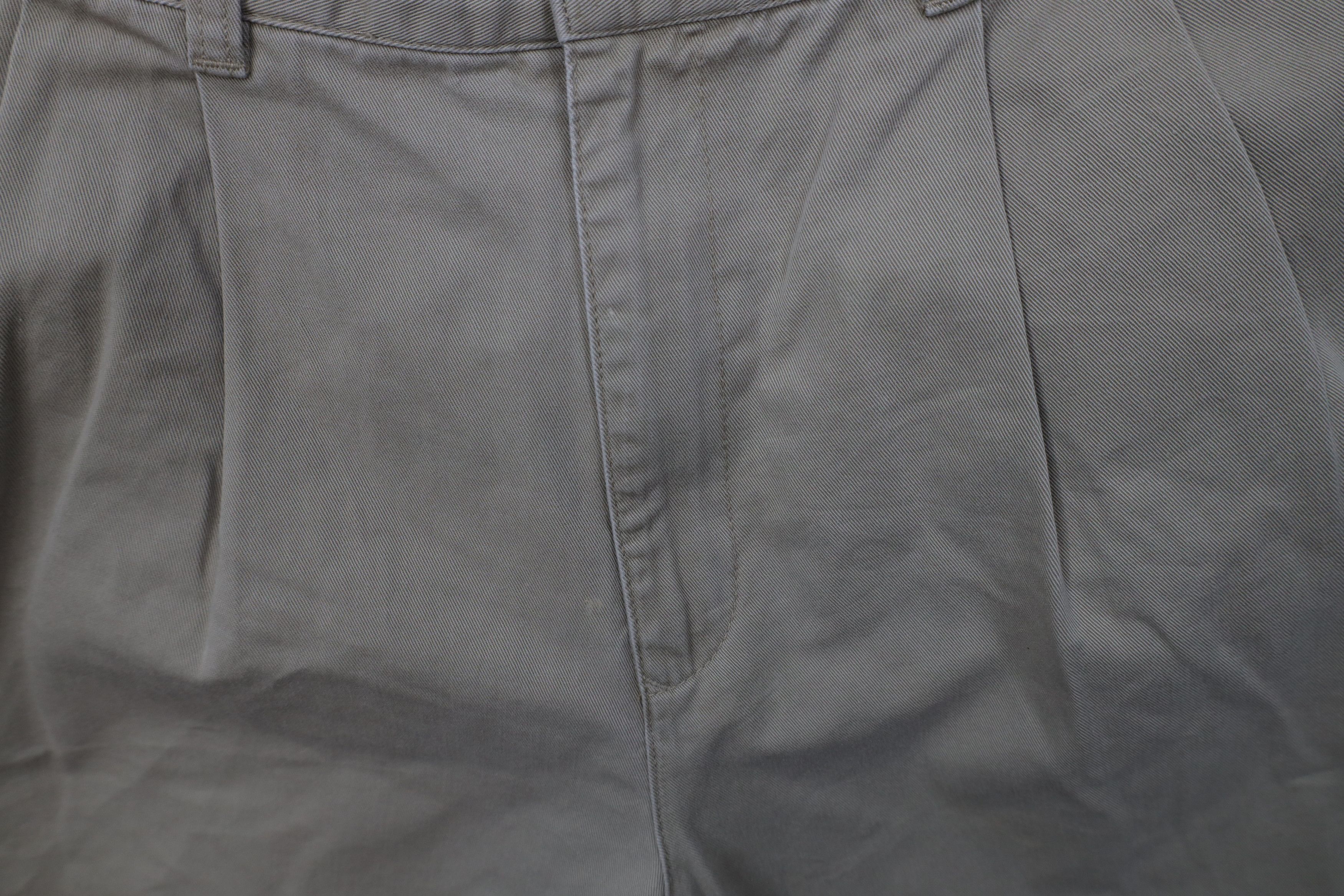 Tommy Hilfiger Vintage 90s Tommy Hilfiger Wide Leg Chino Pants Khaki Beige Size US 32 / EU 48 - 6 Thumbnail
