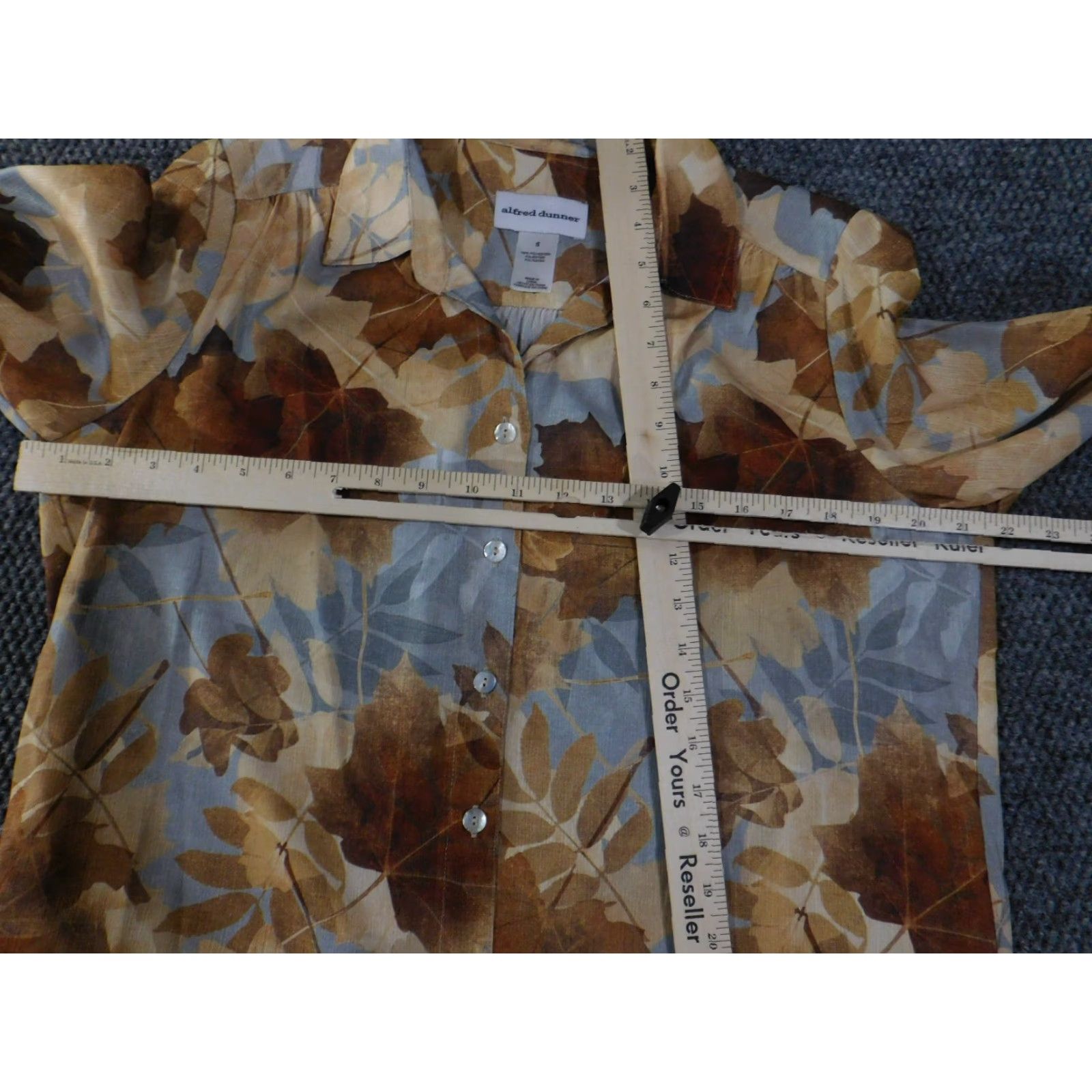 Vintage Alfred Dunner Blouse Womens S Brown Tan Leaf Print Button Front Sheer Top Casual Knit Polyester Beaded 3/4 Sleeve Geometric ID:None Size S / US 4 / IT 40 - 7 Thumbnail